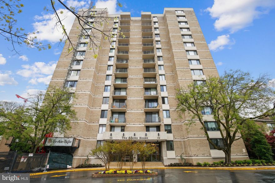 OPEN HOUSE 8/6 12-2pm!!  Don’t miss this updated 1 bedroom 1 bath condo in downtown Rockville Town Center location with 1 garage parking space. This cozy condo features hardwood floors, White Quartz Counters, Stainless, steel appliances, Shaker cabinets, Tile/Stone shower. Two balconies for your outdoor enjoyment. Pet friendly building, as well. The Americana just went under a major renovation to a modern and fresh vibe. From structural to cosmetic they didn't miss a thing!!! Just a short walk to the Metro Red Line Station, shopping, dining, and easy access to major commuter routes. Commuting is a breeze from here with access to 270, 495, and the ICC, so getting around the DMV for work, play or travel couldn’t be any easier. Condo fee covers Water/Sewer, Electric, Gas, and the amenities (reserved parking, community pool. recreation area, concierge, fitness center, and more). This is a great opportunity to purchase for yourself or add a great investment opportunity to your portfolio.