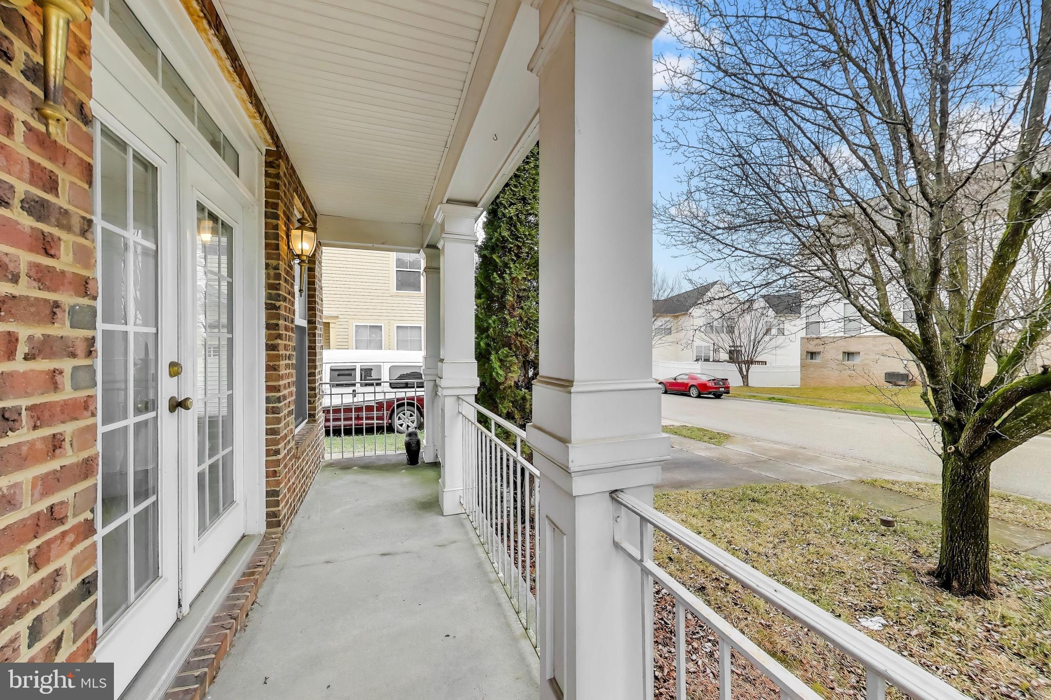 2402 ALMSHOUSE DRIVE