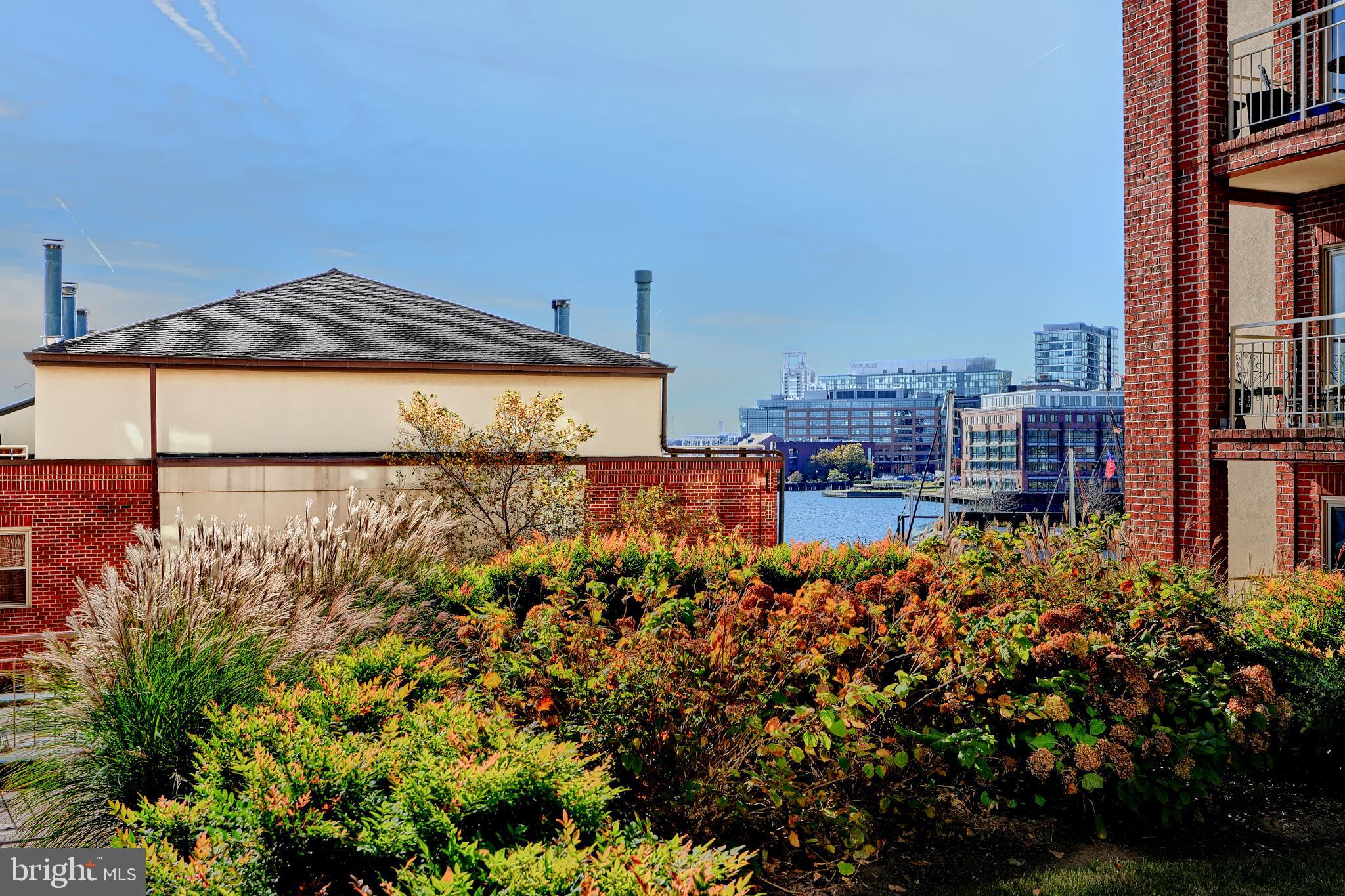 FELLS LANDING - Residential