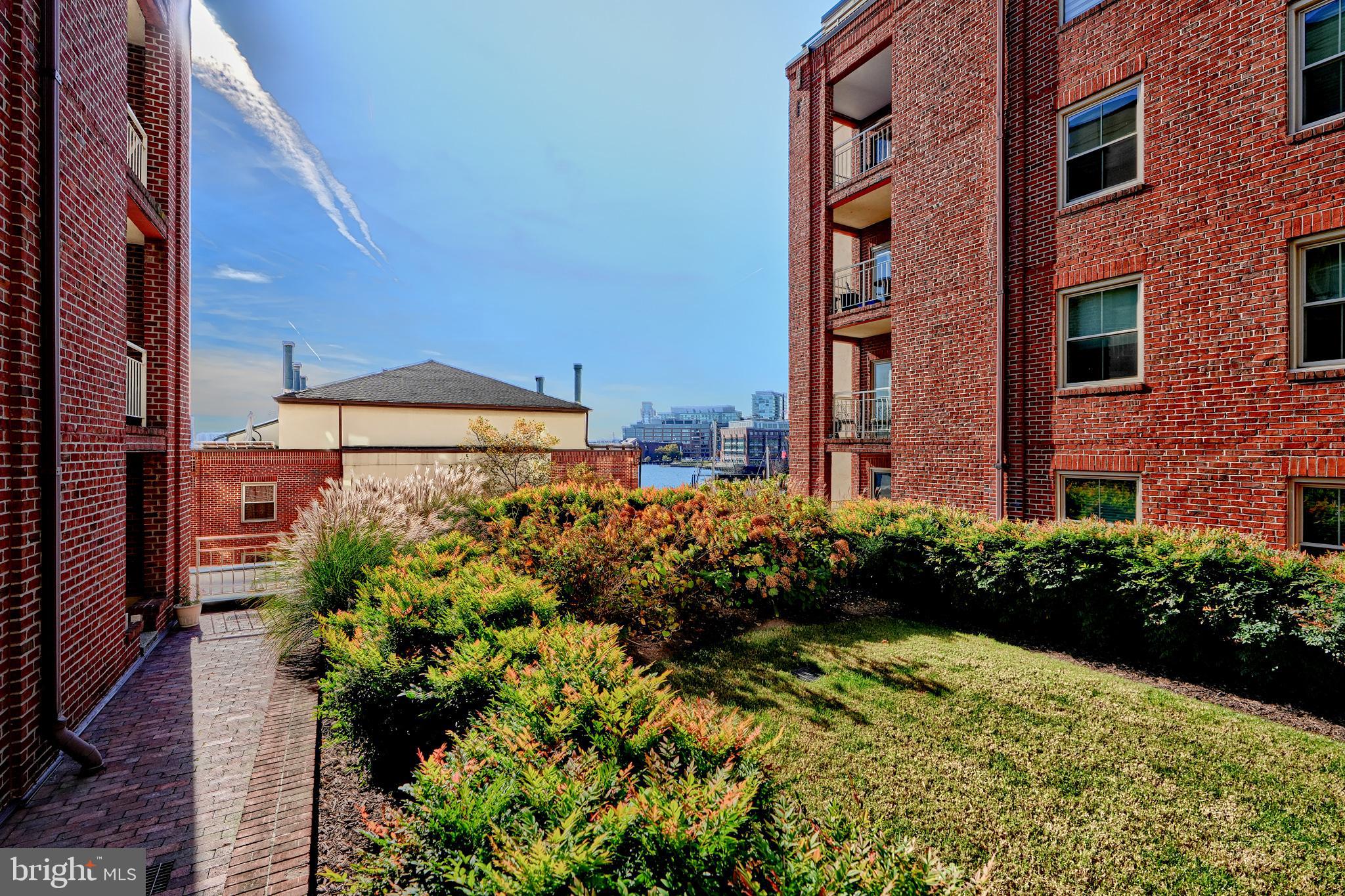 FELLS LANDING - Residential