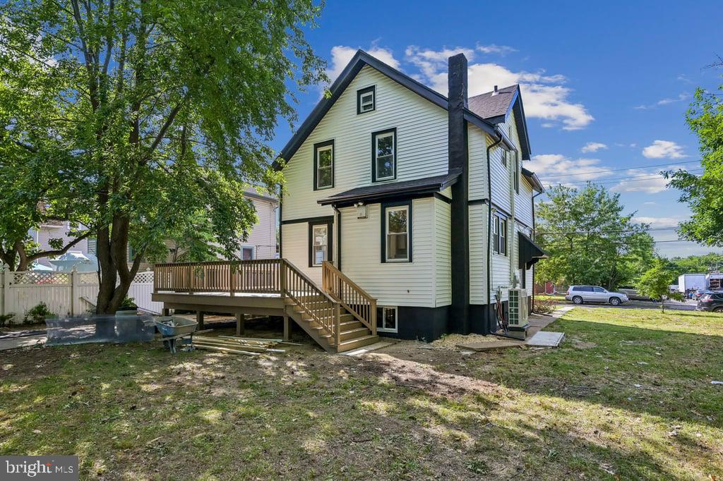 1325 WALNUT AVENUE