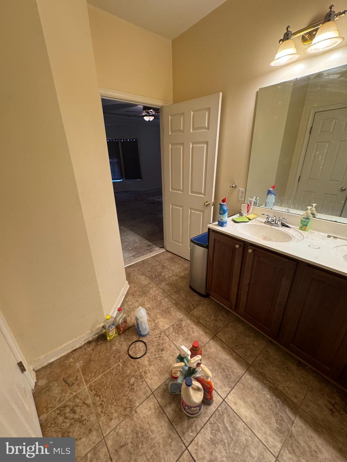 RICHFIELD STATION VILLAGE - Residential