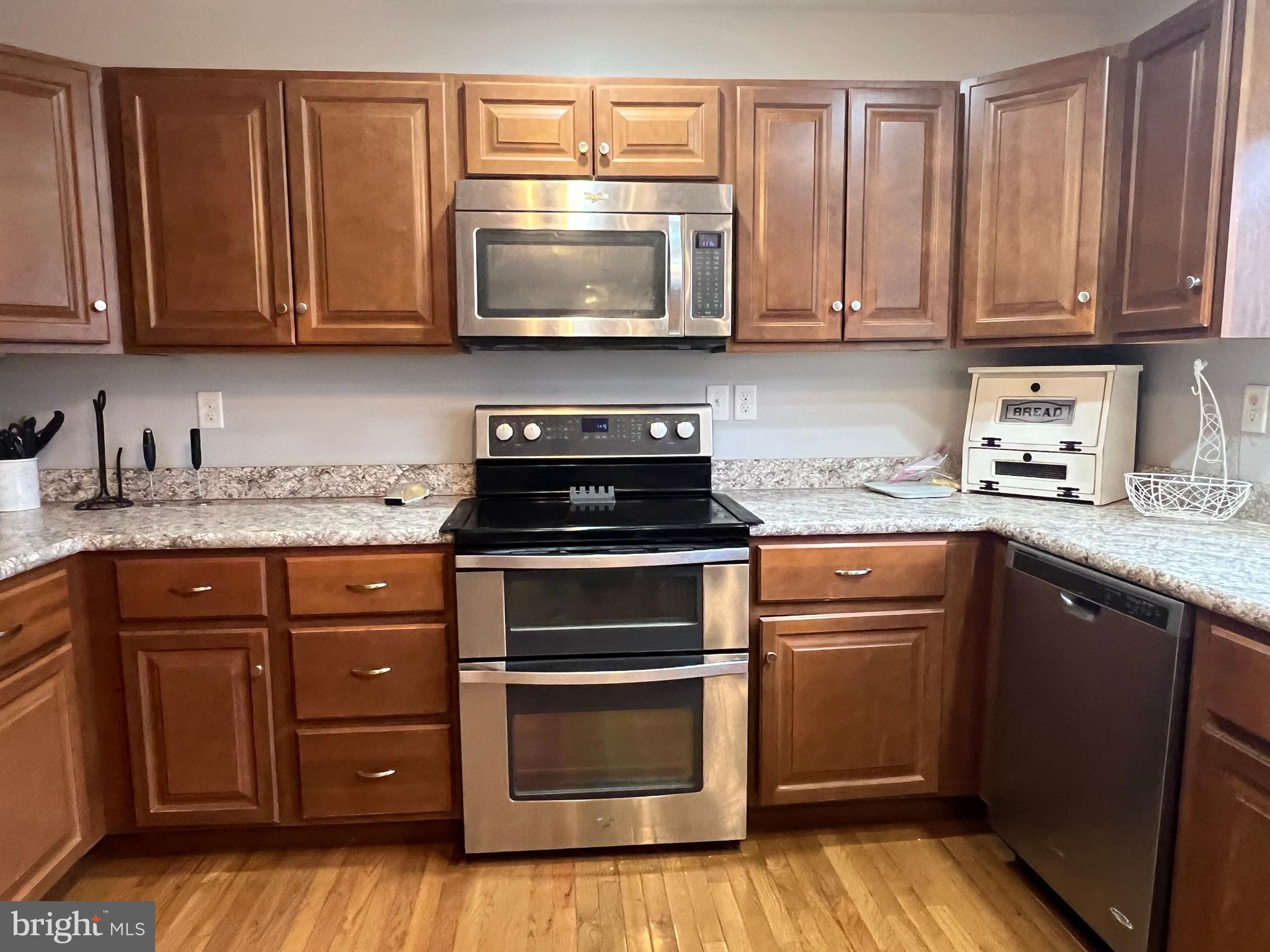 FAIRVIEW - Residential