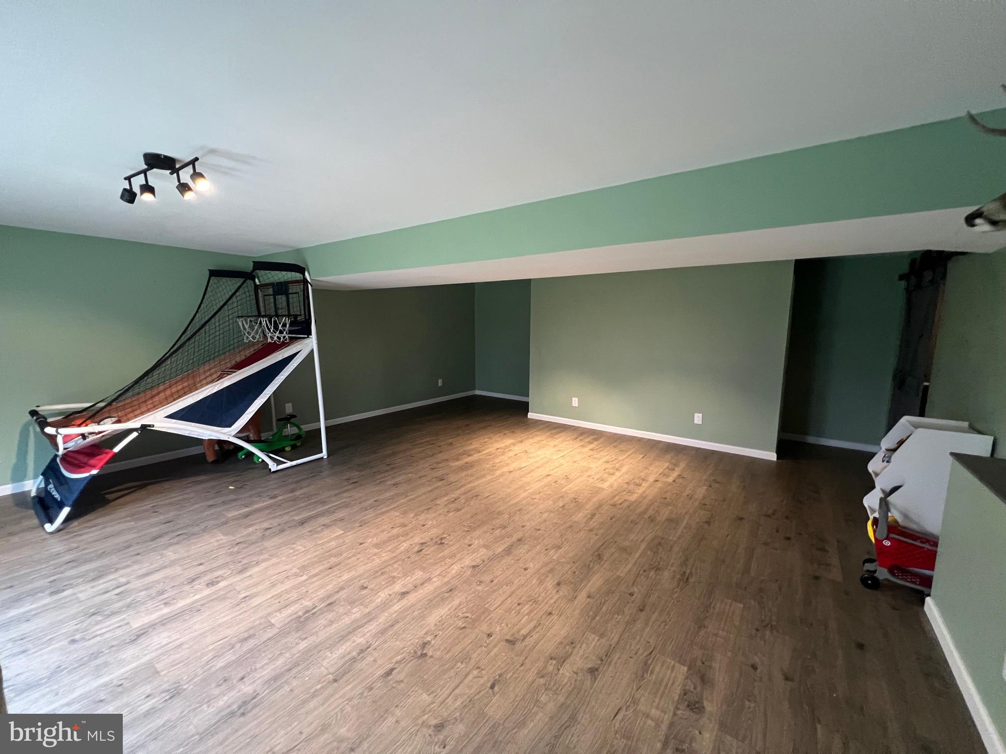 FAIRVIEW - Residential