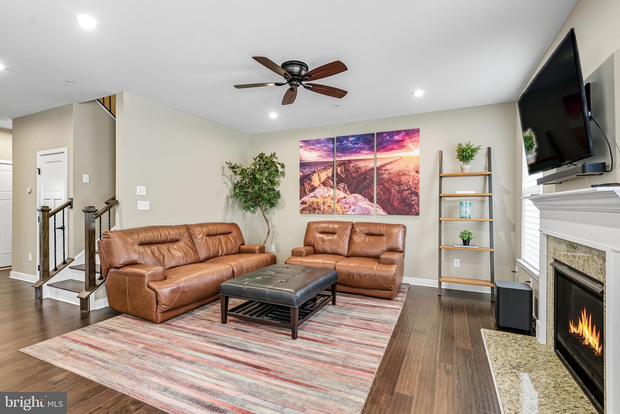 SINCLAIR SPRINGS - Residential