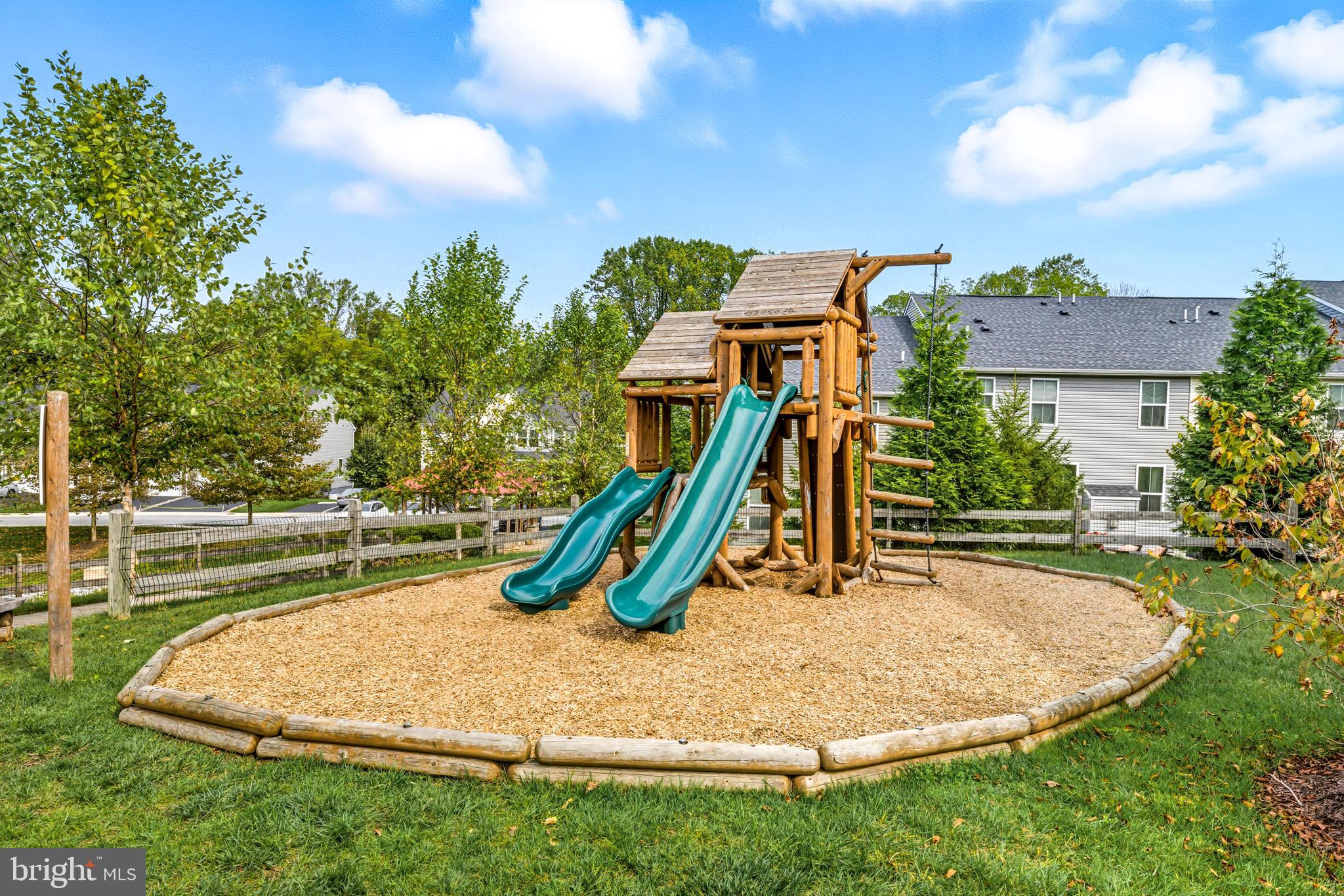 SINCLAIR SPRINGS - Residential