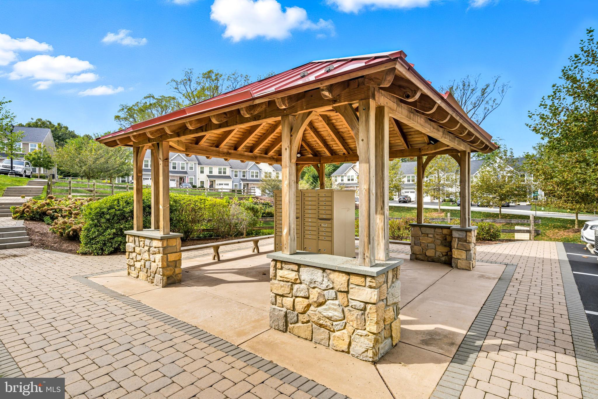 SINCLAIR SPRINGS - Residential