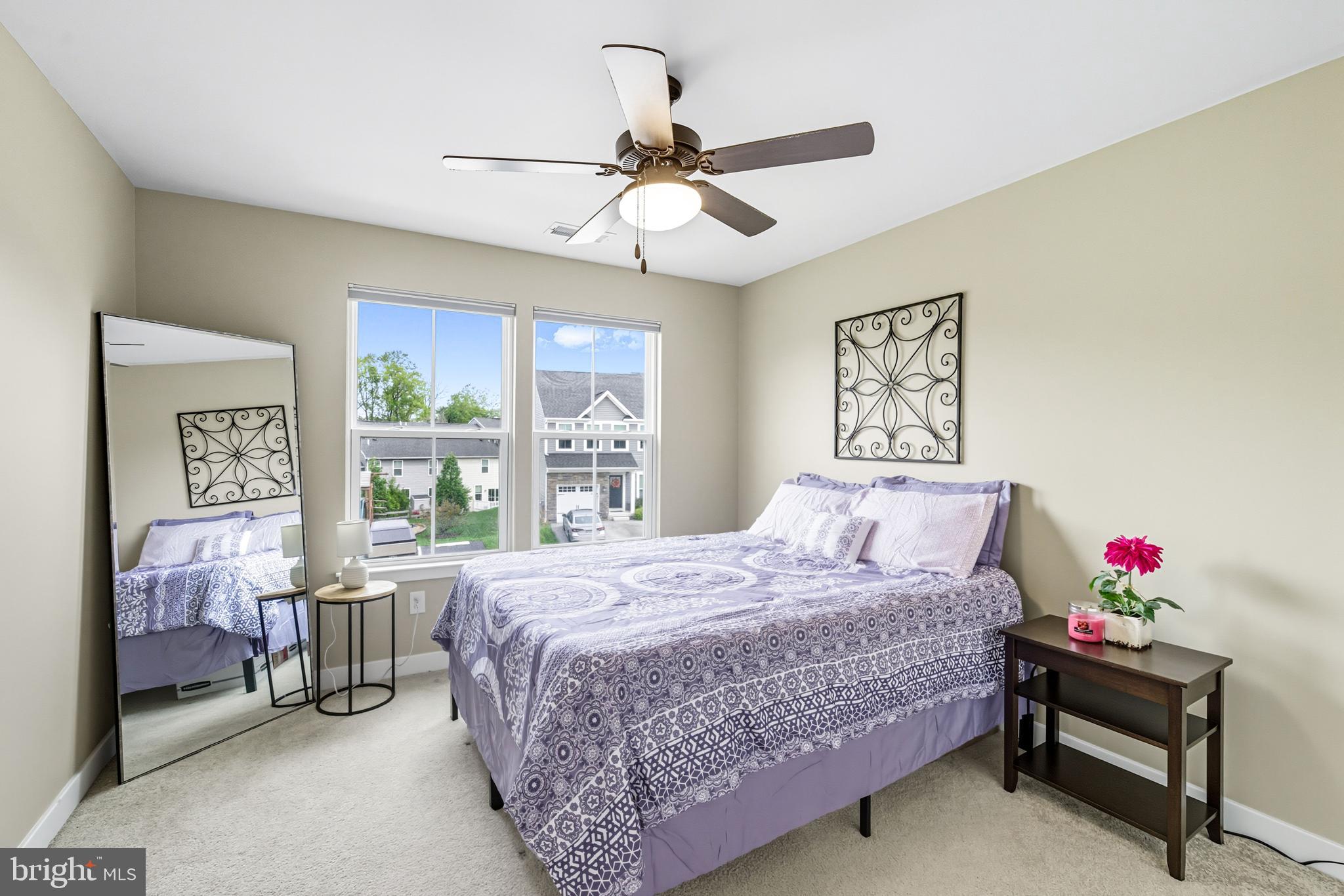 SINCLAIR SPRINGS - Residential