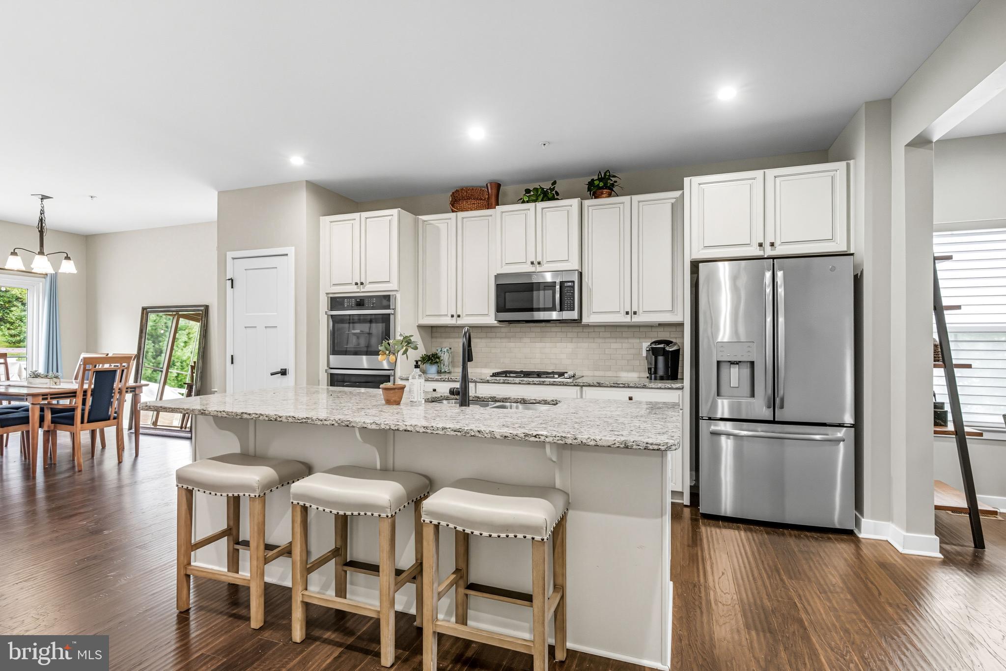 SINCLAIR SPRINGS - Residential