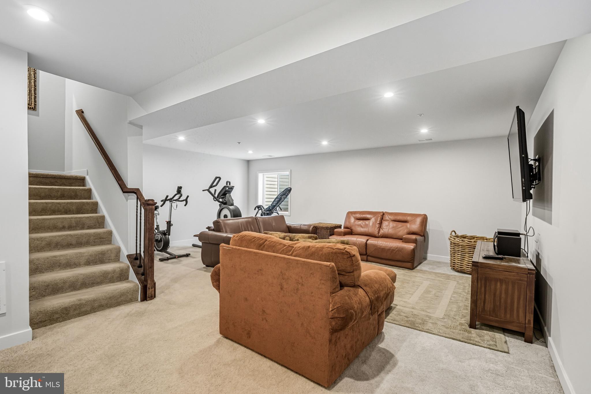 SINCLAIR SPRINGS - Residential