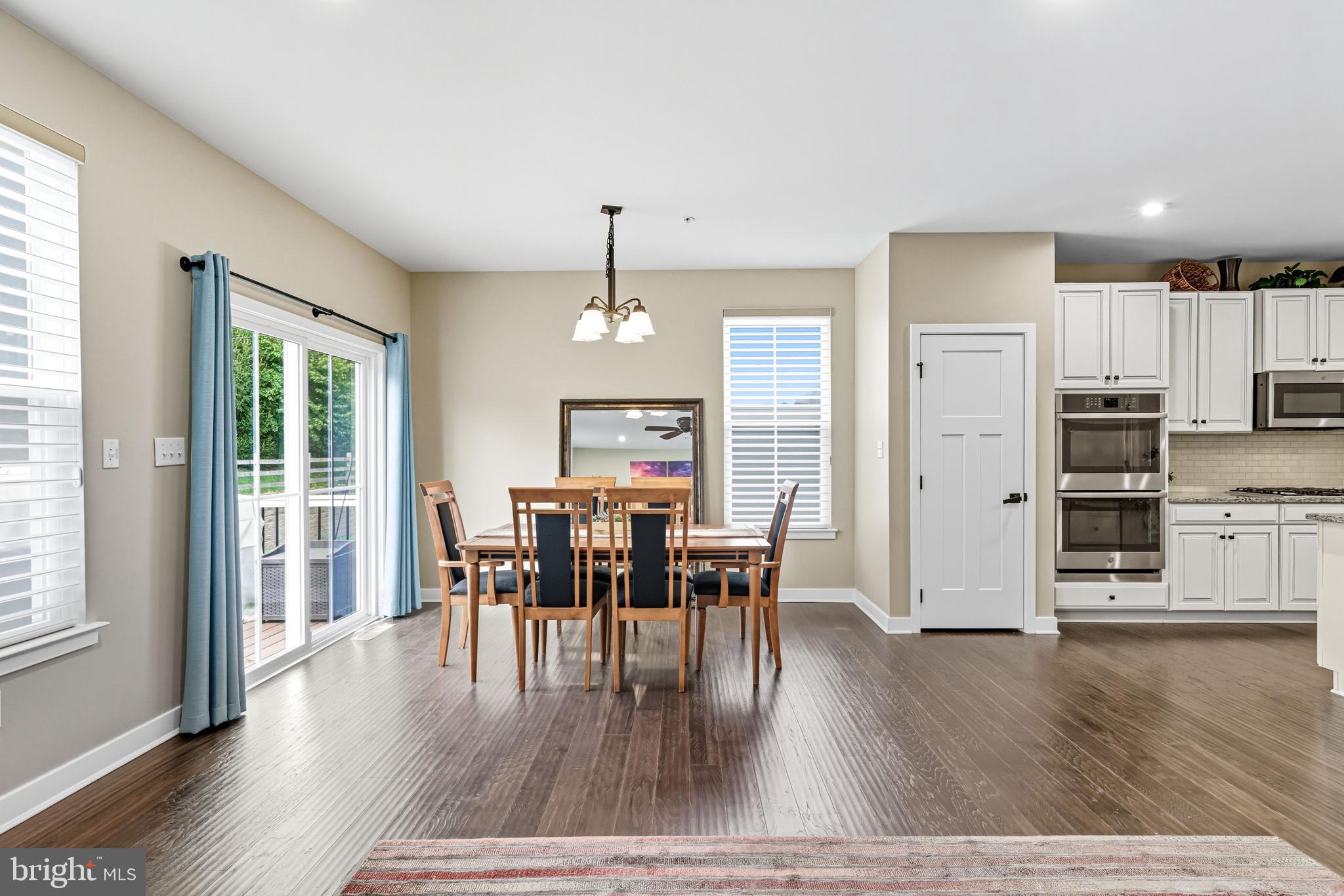 SINCLAIR SPRINGS - Residential