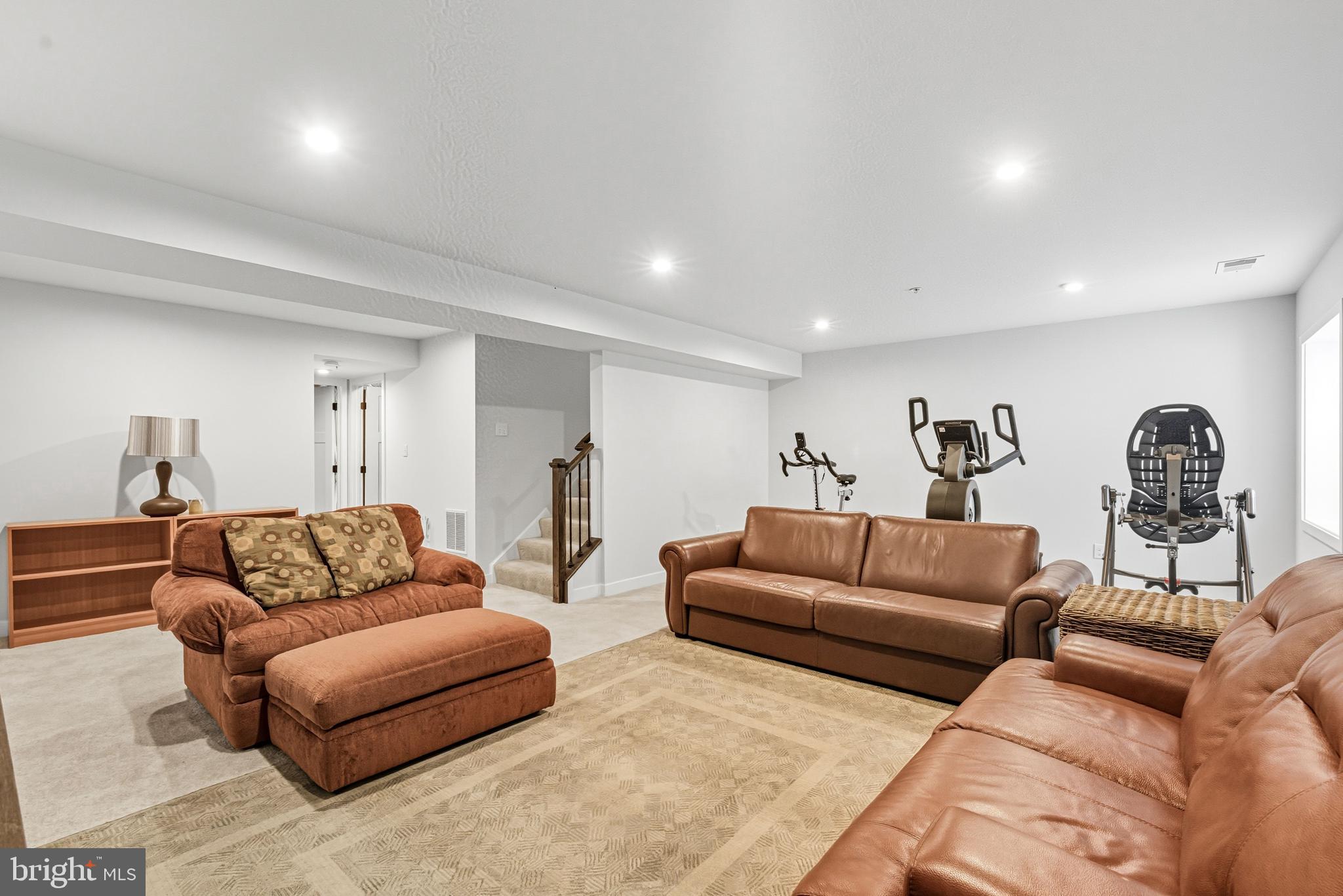 SINCLAIR SPRINGS - Residential