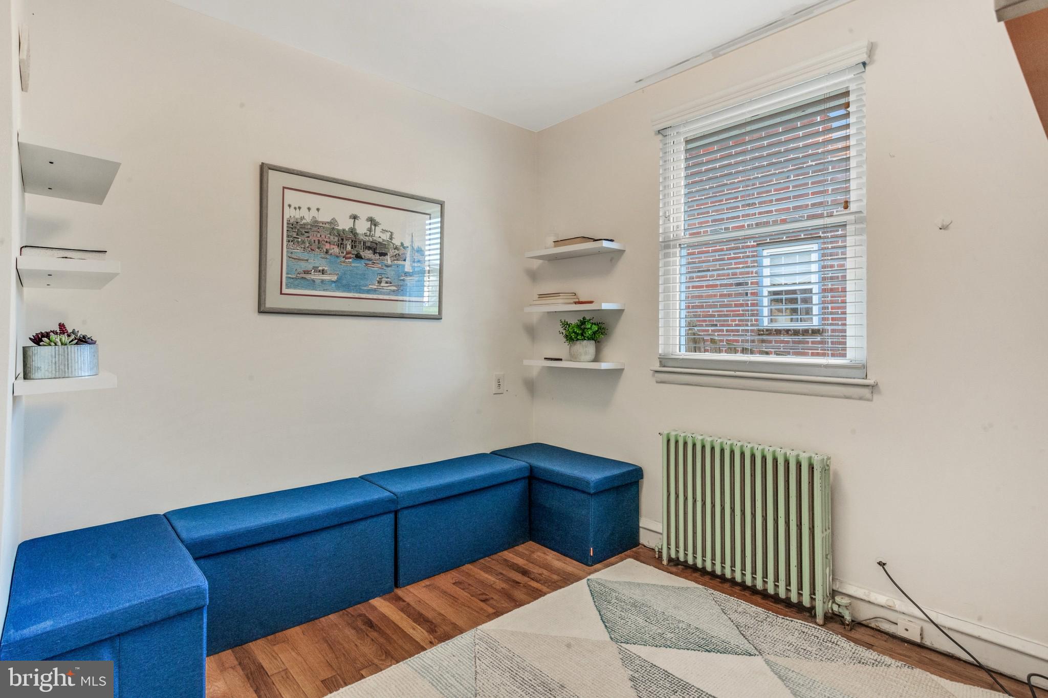 FOX CHASE MANOR - Residential