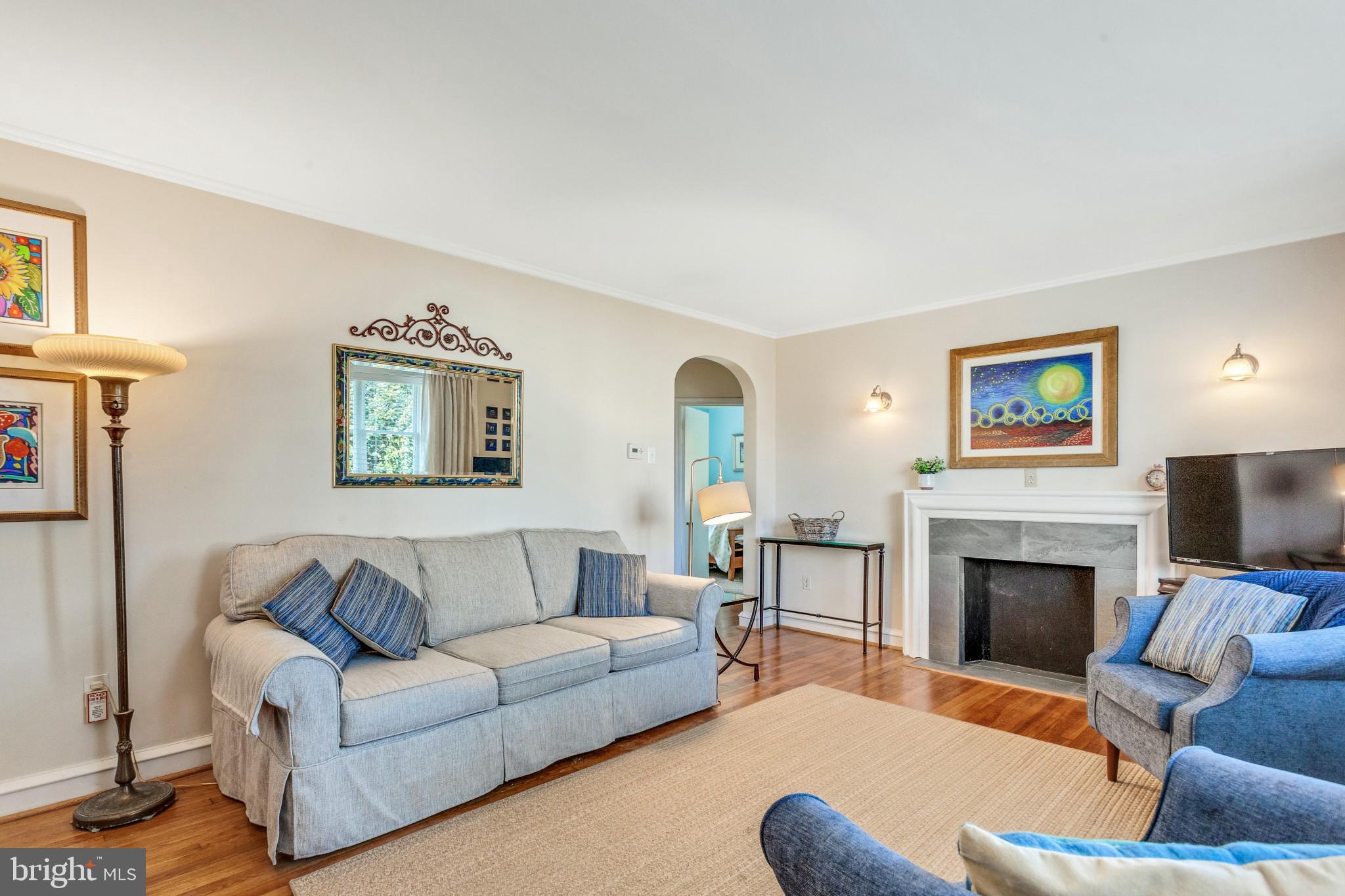 FOX CHASE MANOR - Residential