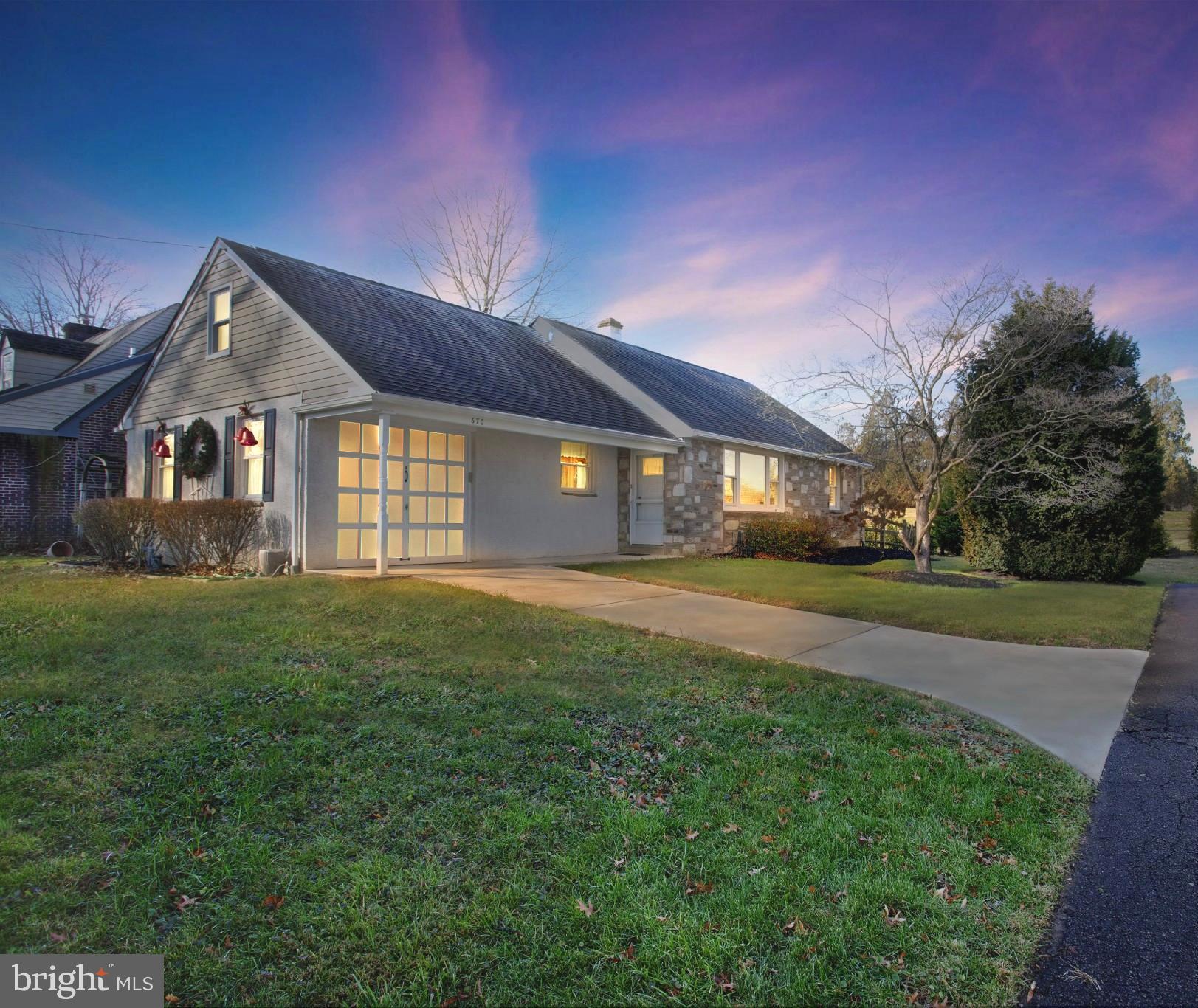 FOX CHASE MANOR - Residential