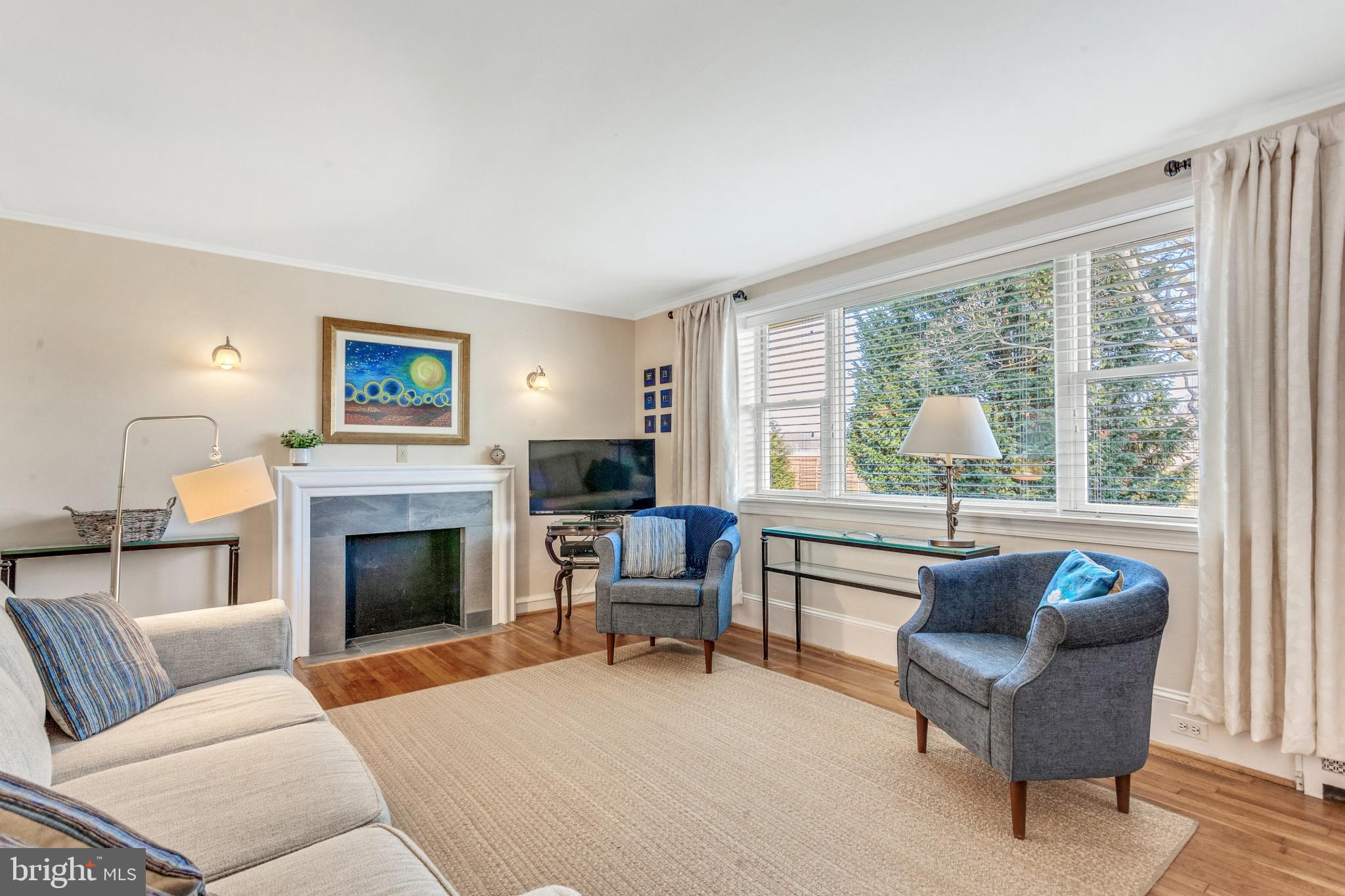 FOX CHASE MANOR - Residential