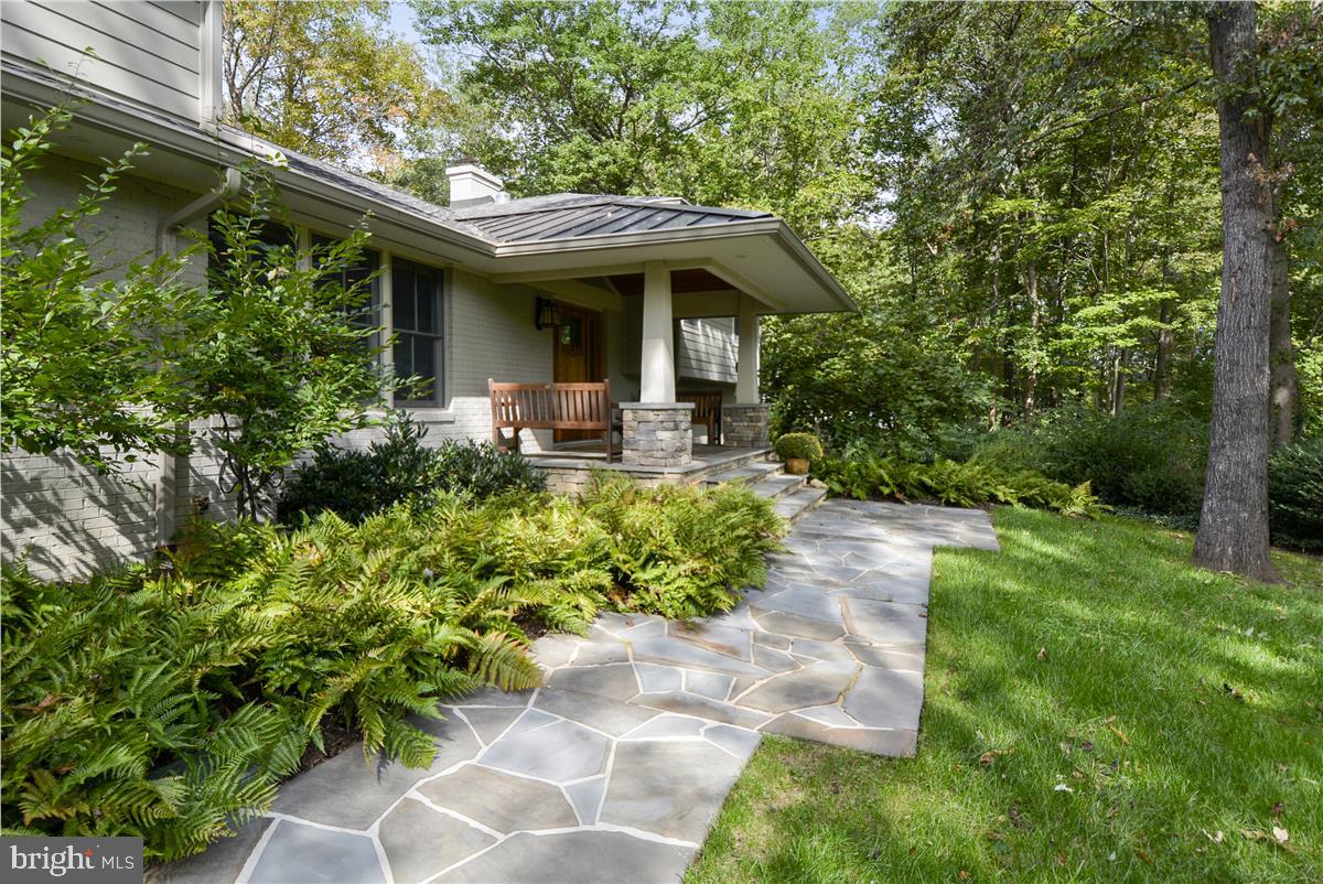 HARBOR HILLS - Residential