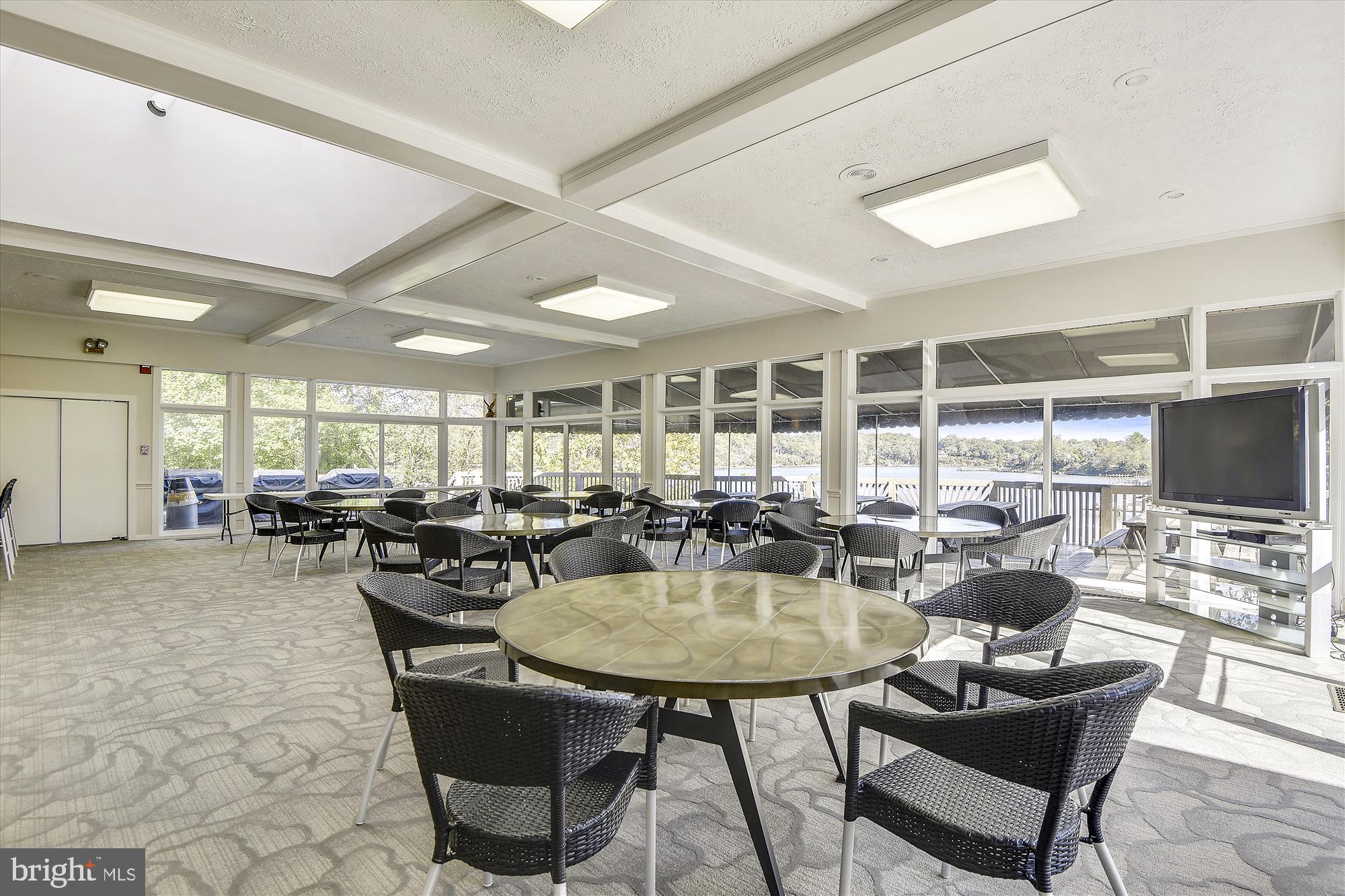 HARBOR HILLS - Residential