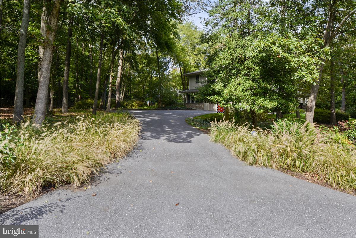 HARBOR HILLS - Residential