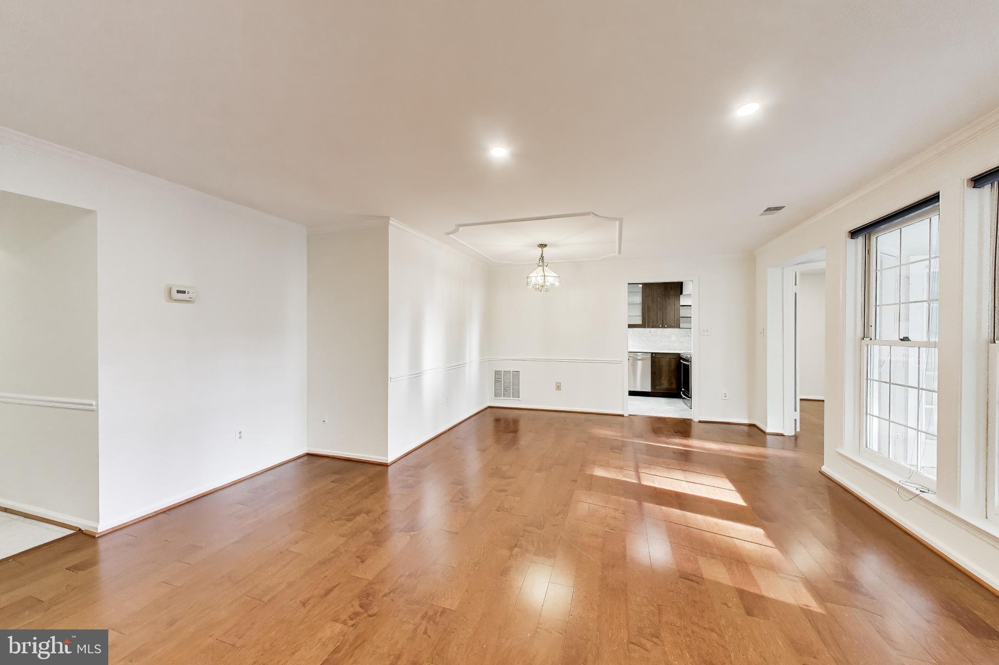 5707 BREWER HOUSE CIRCLE T-2