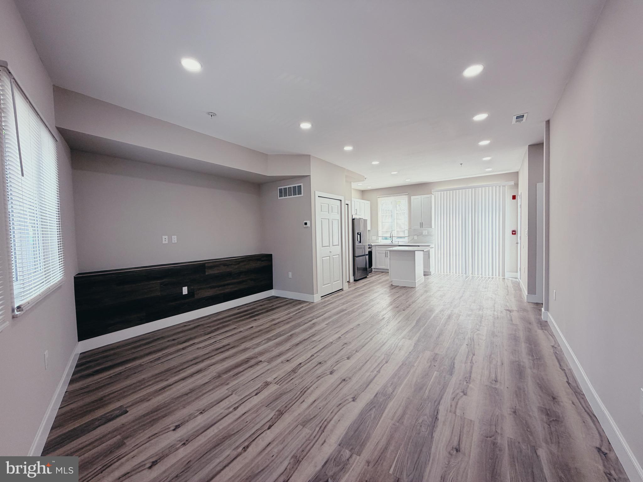 2720 W THOMPSON STREET UNIT A