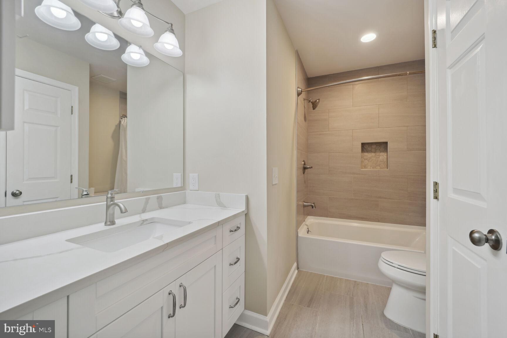 SANDRIDGE - Residential