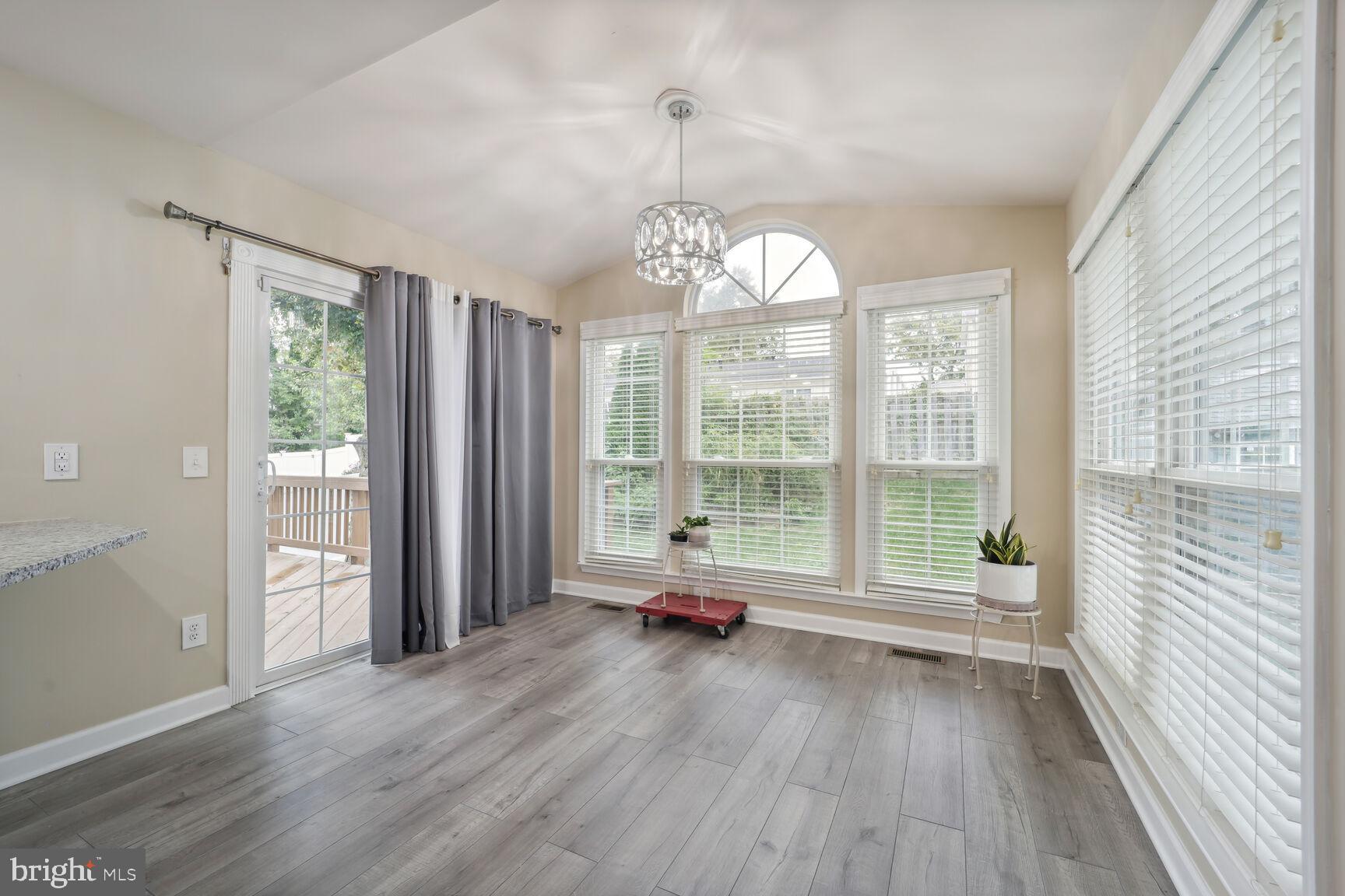 SANDRIDGE - Residential