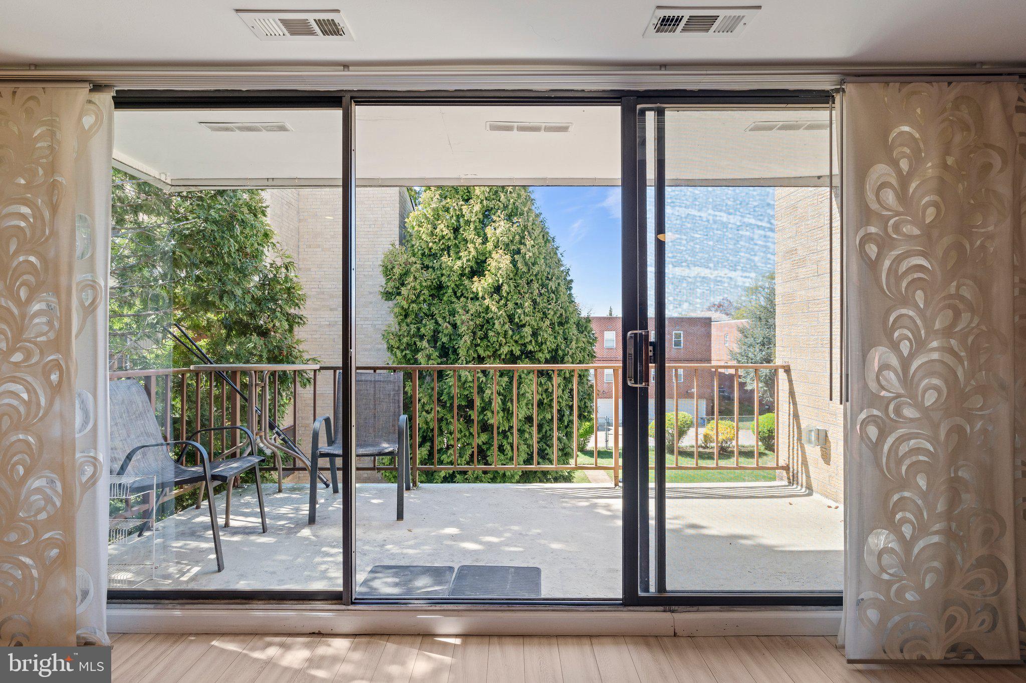 PHILADELPHIA (NORTHEAST) - Residential
