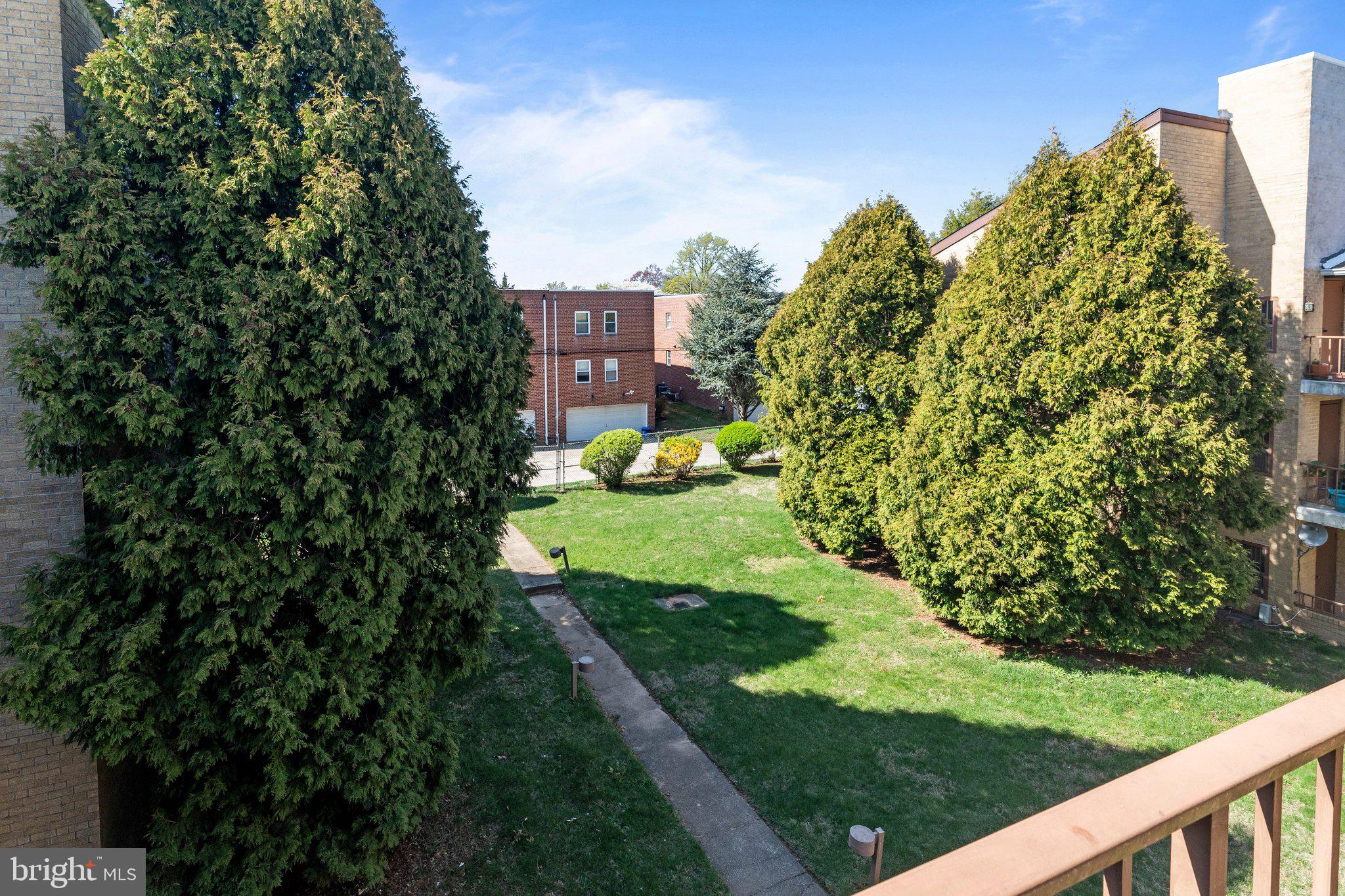PHILADELPHIA (NORTHEAST) - Residential