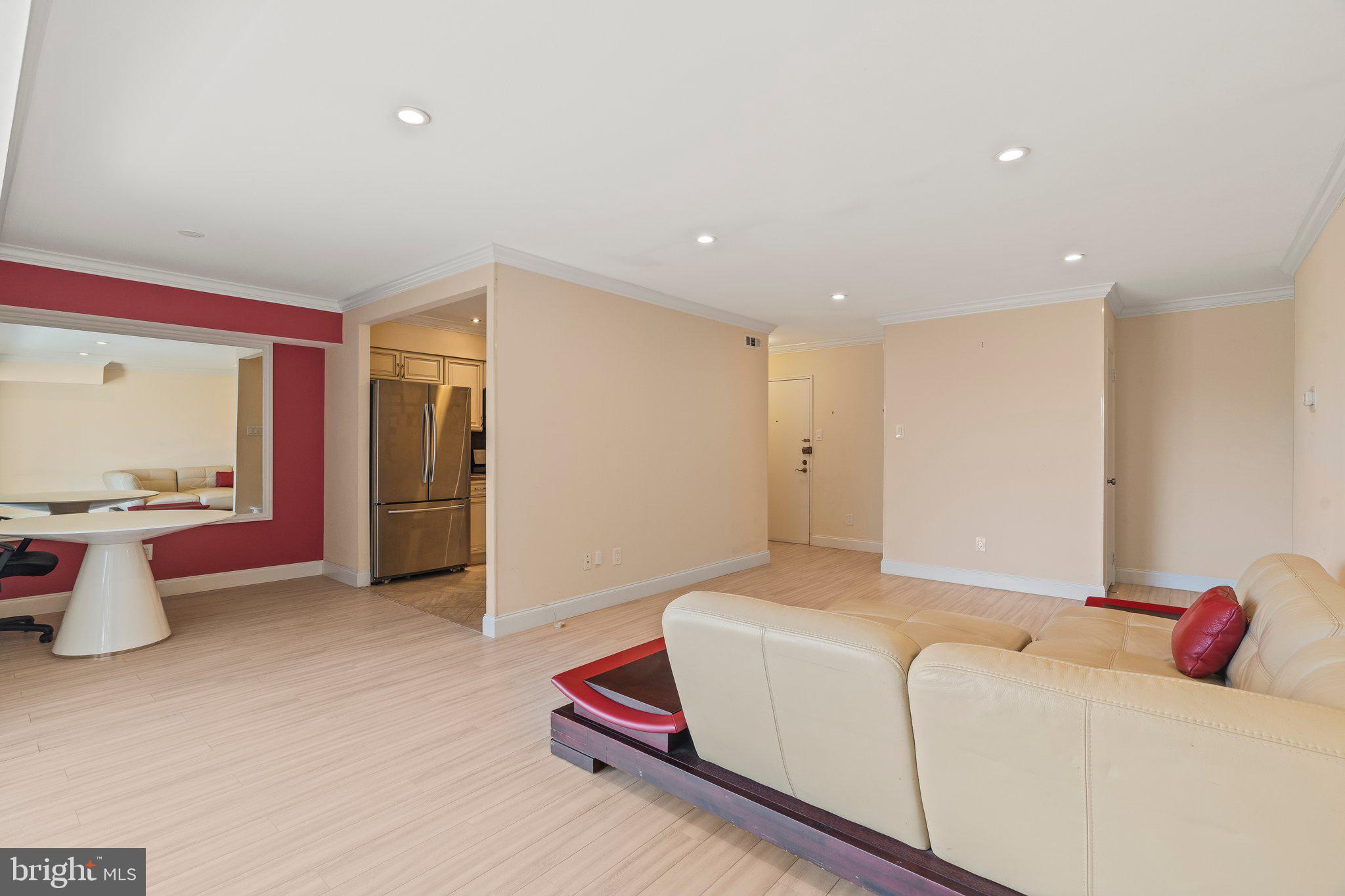 PHILADELPHIA (NORTHEAST) - Residential