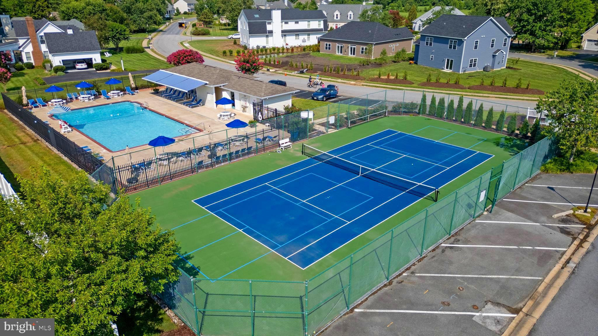 EASTON CLUB - Residential