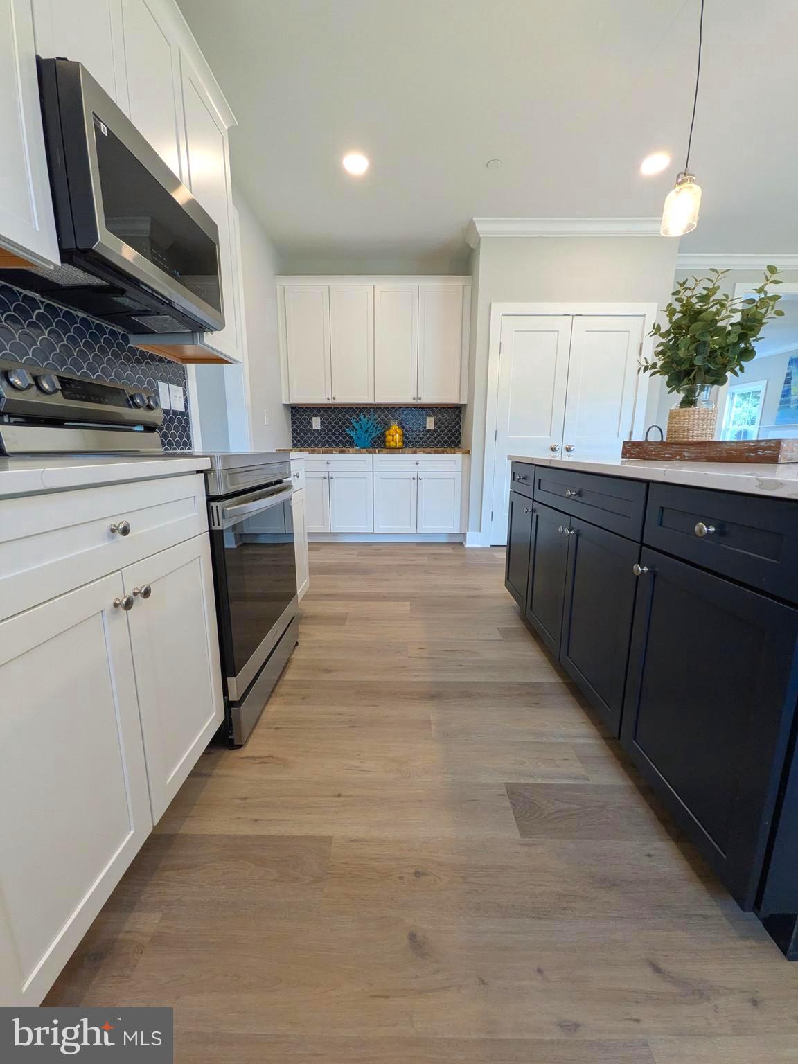 EASTON CLUB - Residential