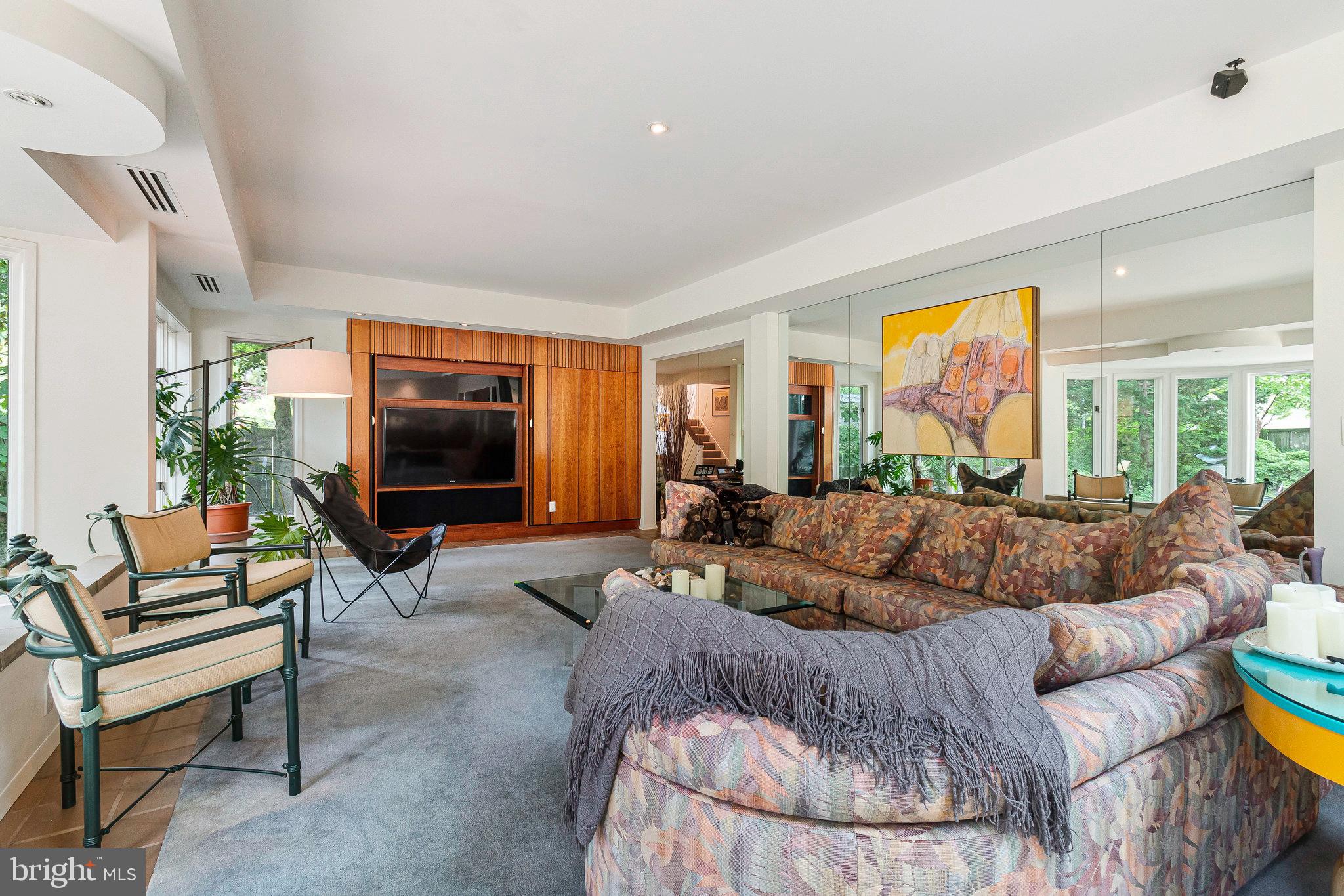 ELLISON HEIGHTS - Residential