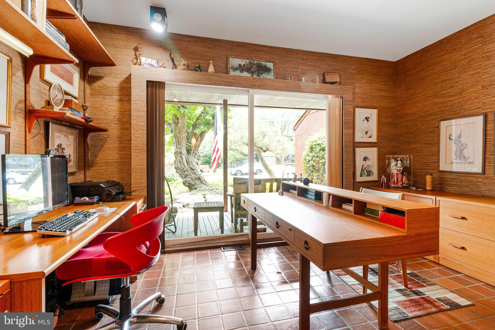 ELLISON HEIGHTS - Residential