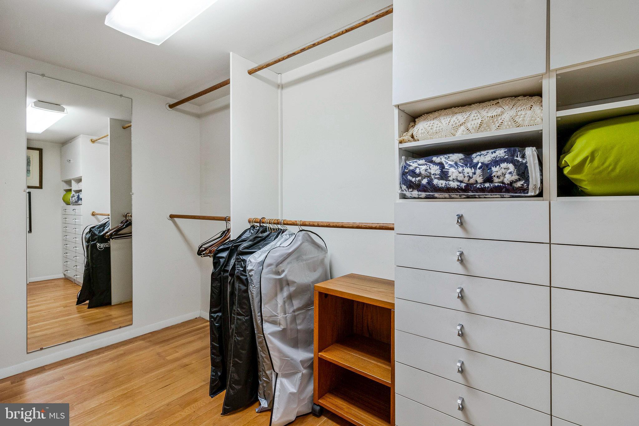 ELLISON HEIGHTS - Residential