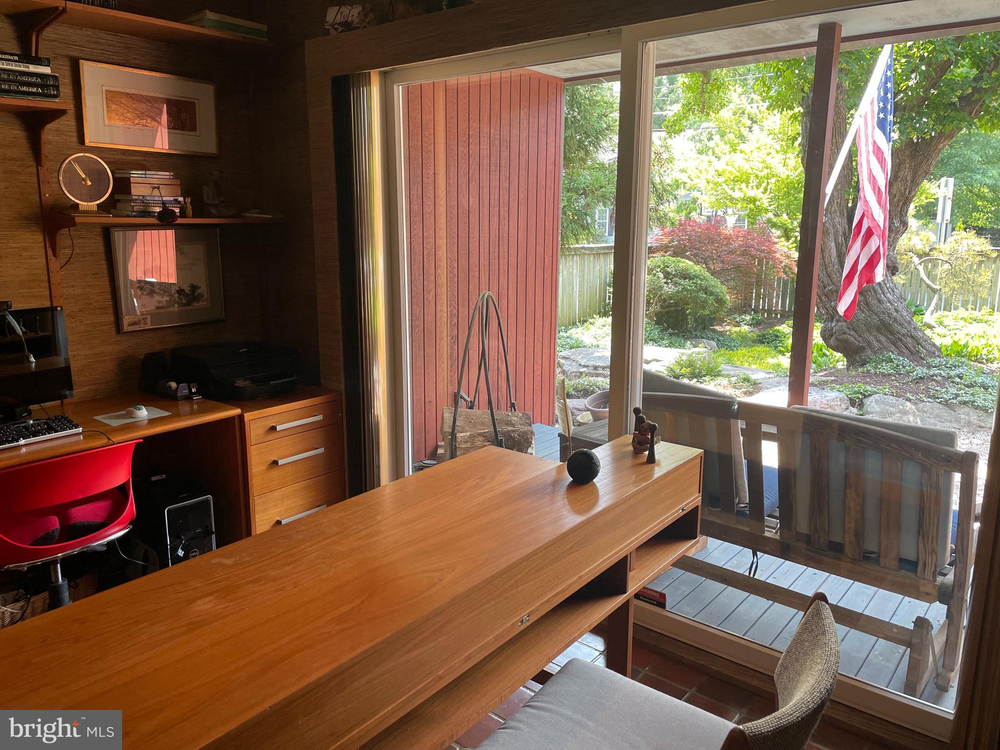 ELLISON HEIGHTS - Residential