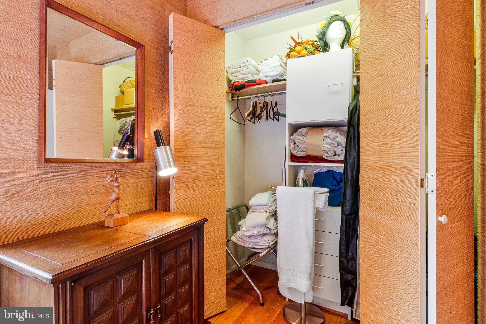 ELLISON HEIGHTS - Residential