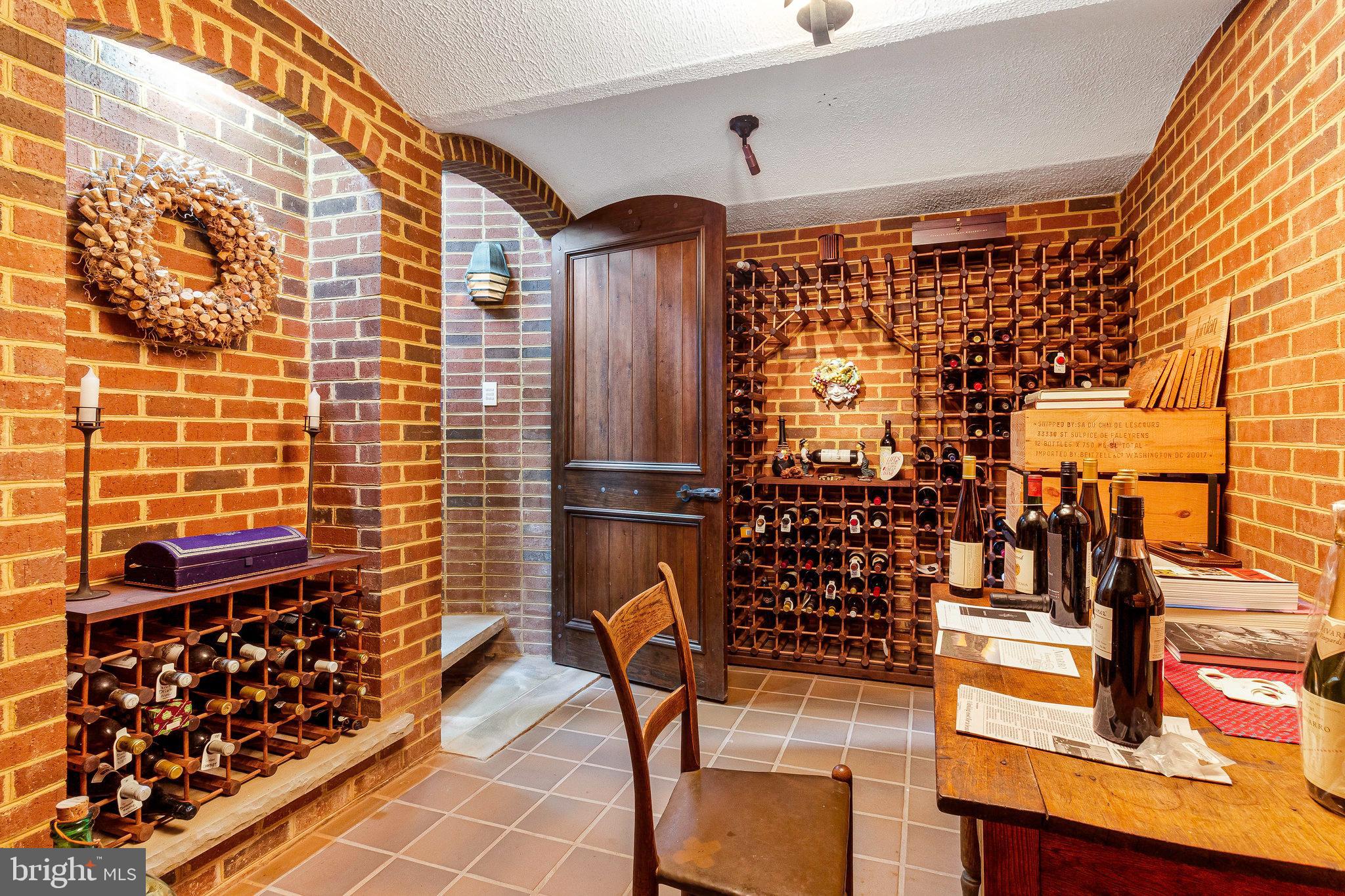 ELLISON HEIGHTS - Residential