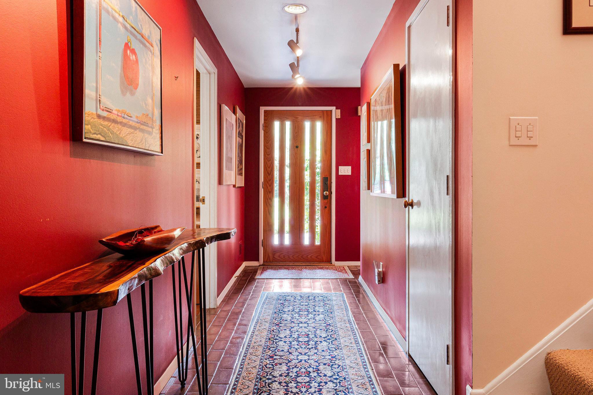 ELLISON HEIGHTS - Residential