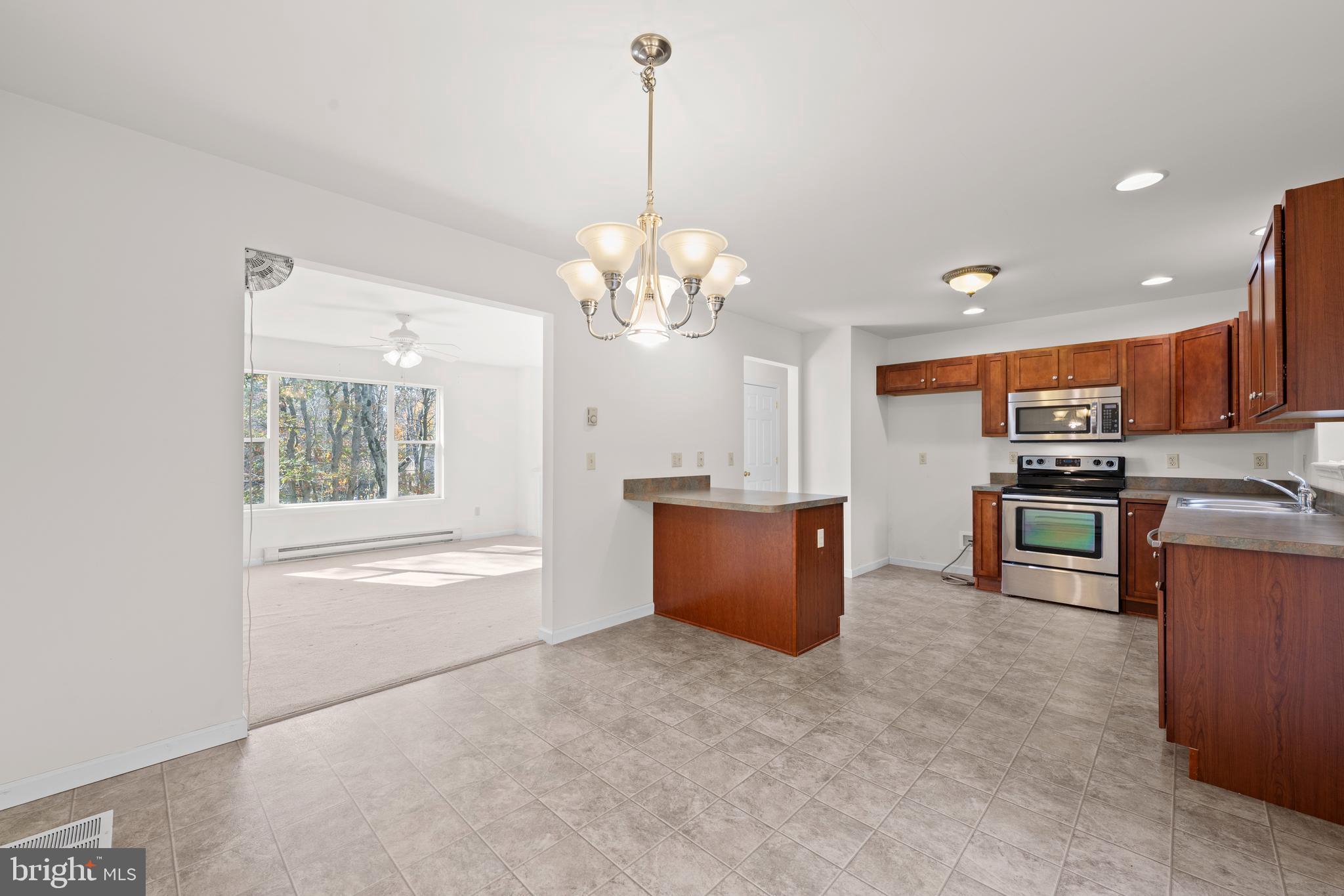 MT POCAHONTAS - Residential