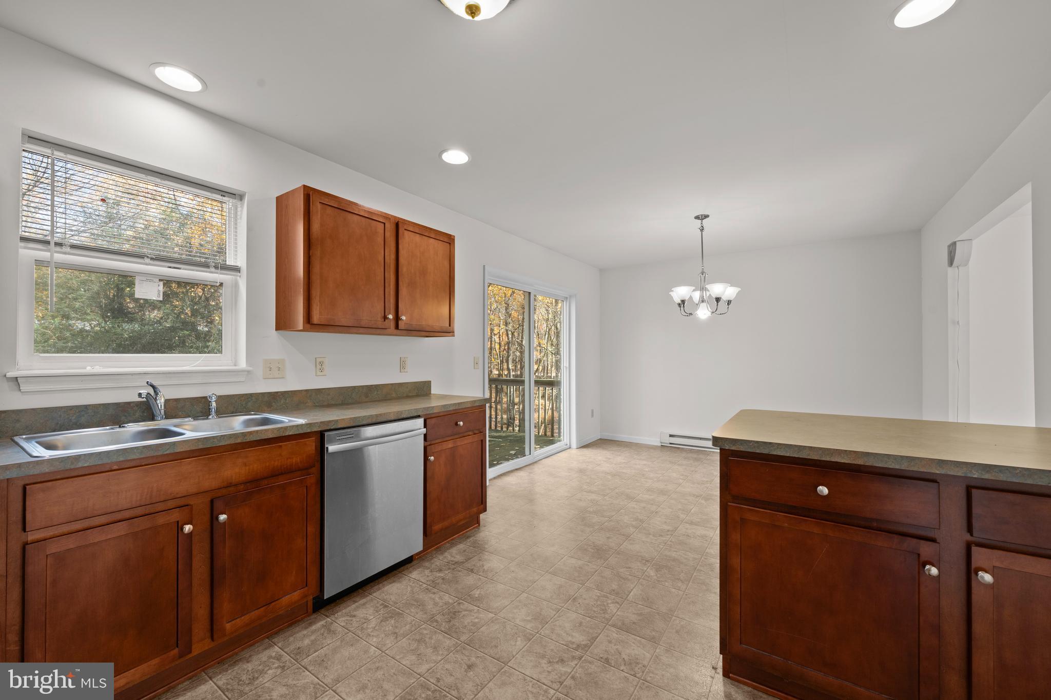 MT POCAHONTAS - Residential