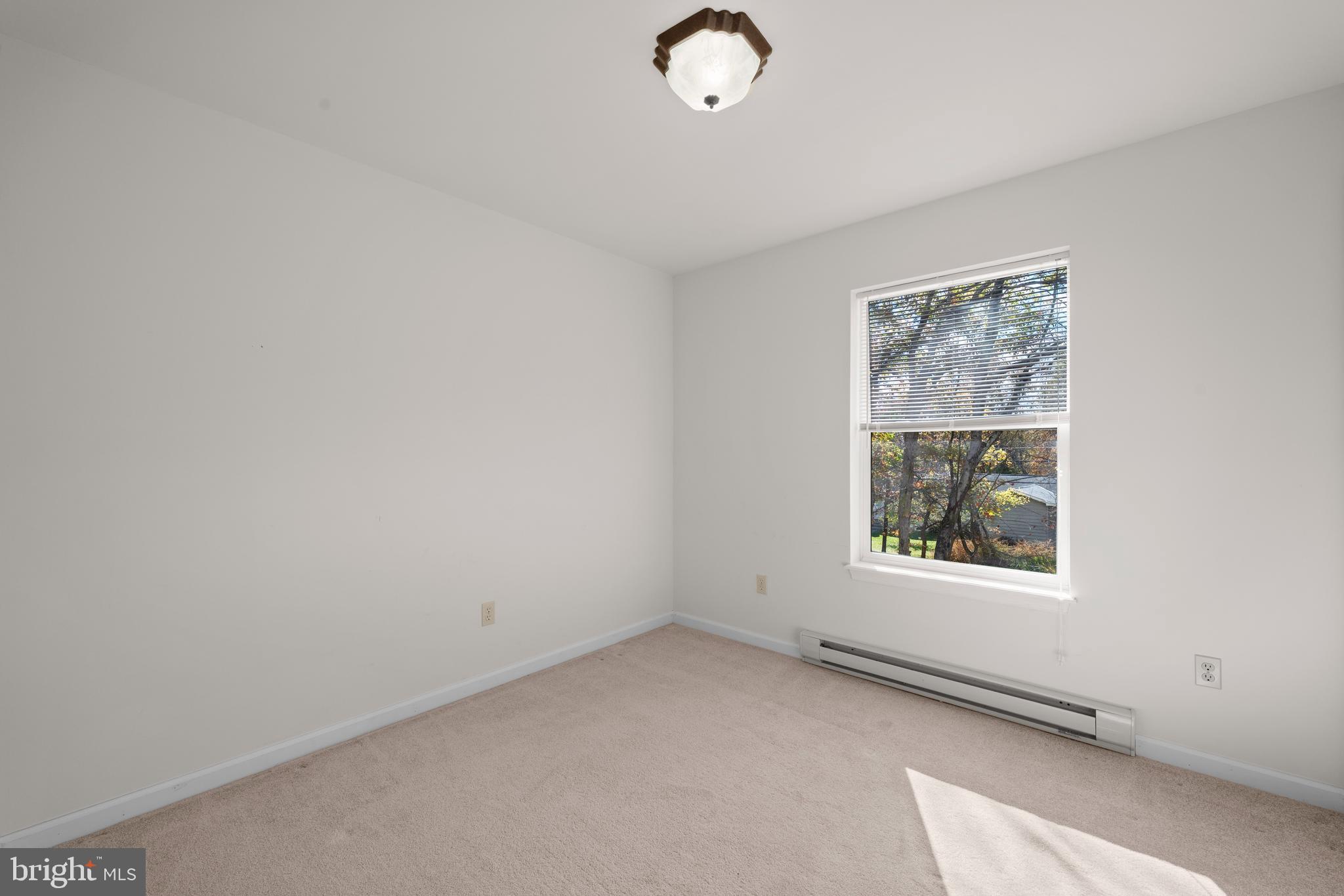 MT POCAHONTAS - Residential