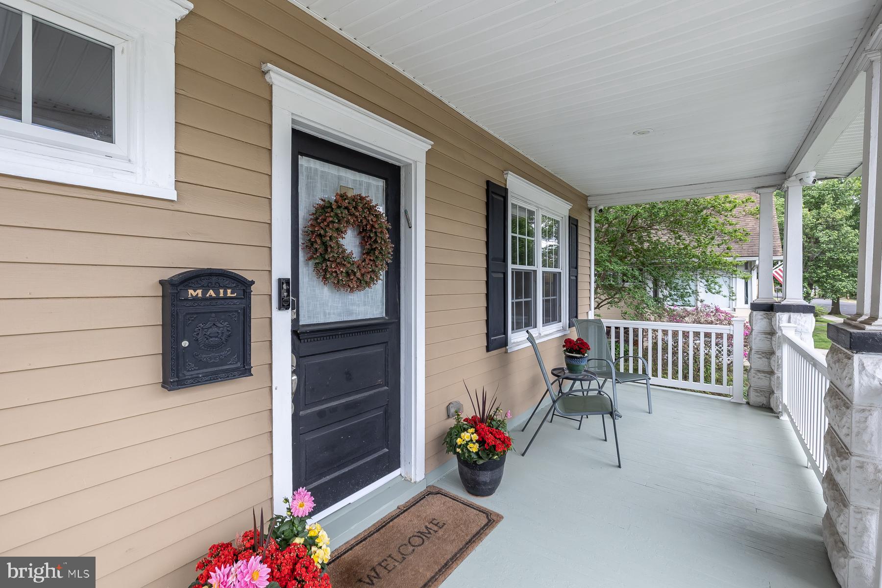 1116 ELM AVENUE