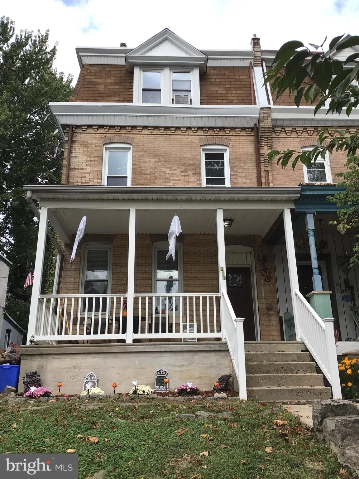 211 Sumac Street, Philadelphia, PA 19128 | PAPH2001703 | Nestfully