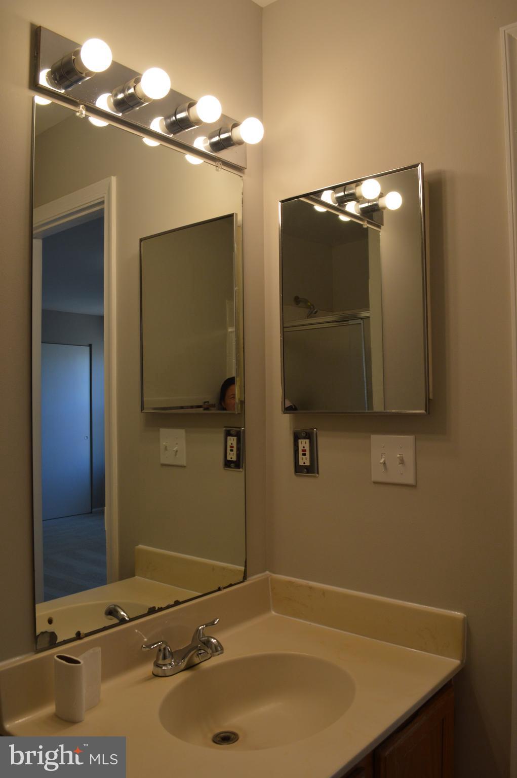 GERMANTOWN VIEW - Residential Lease