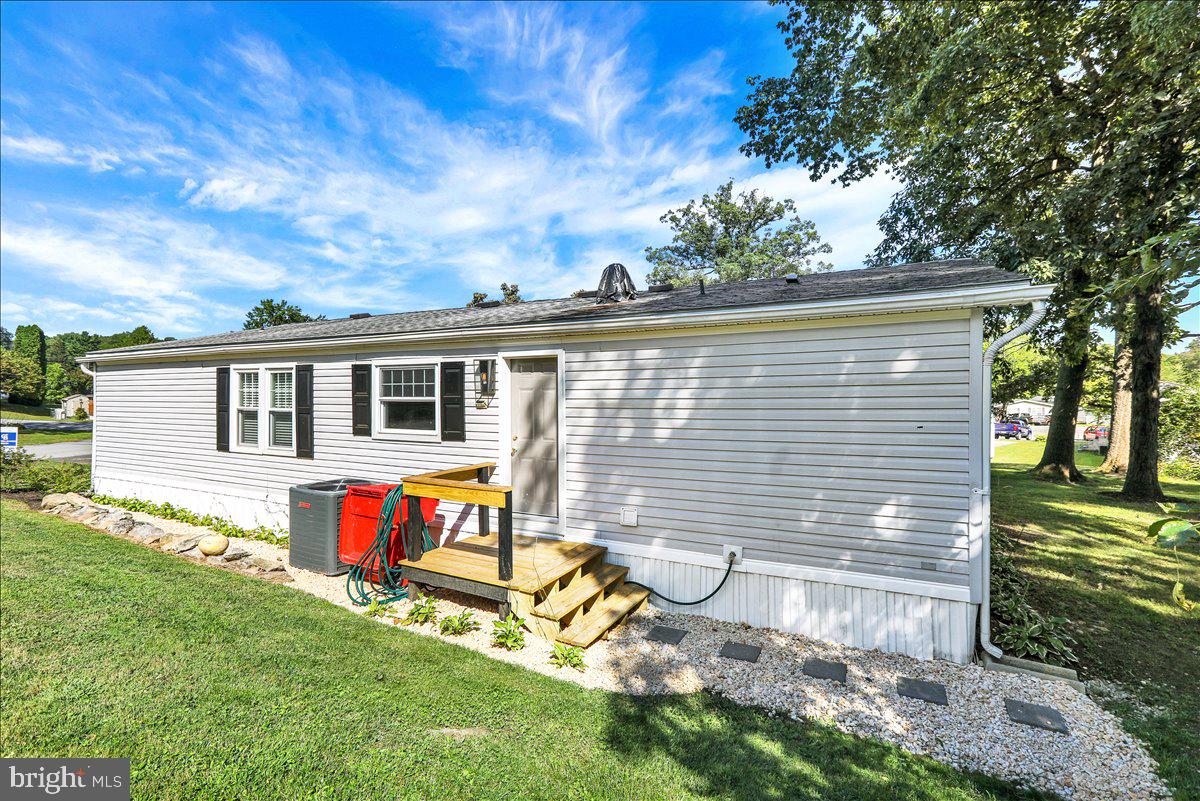 MOUNTAIN VILLAGE - Residential