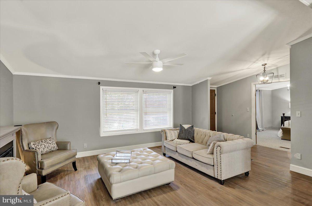 MOUNTAIN VILLAGE - Residential