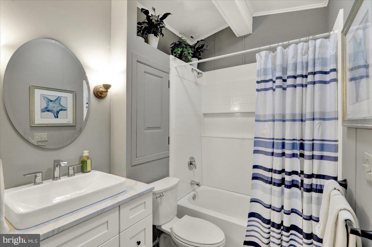 MOUNTAIN VILLAGE - Residential