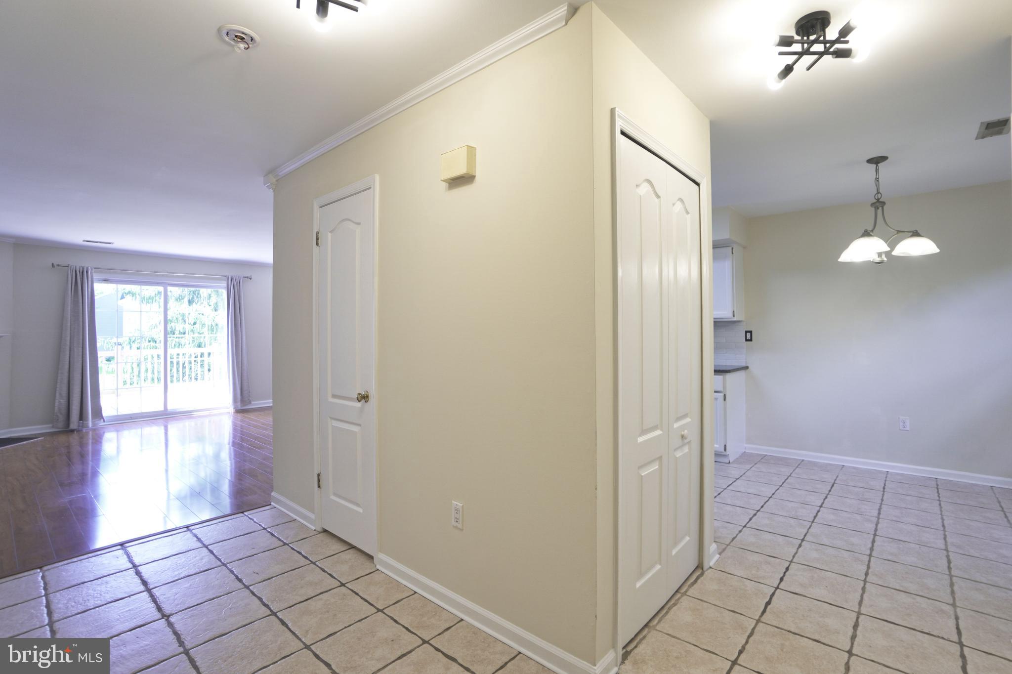 6006 ROLLING HILL DRIVE