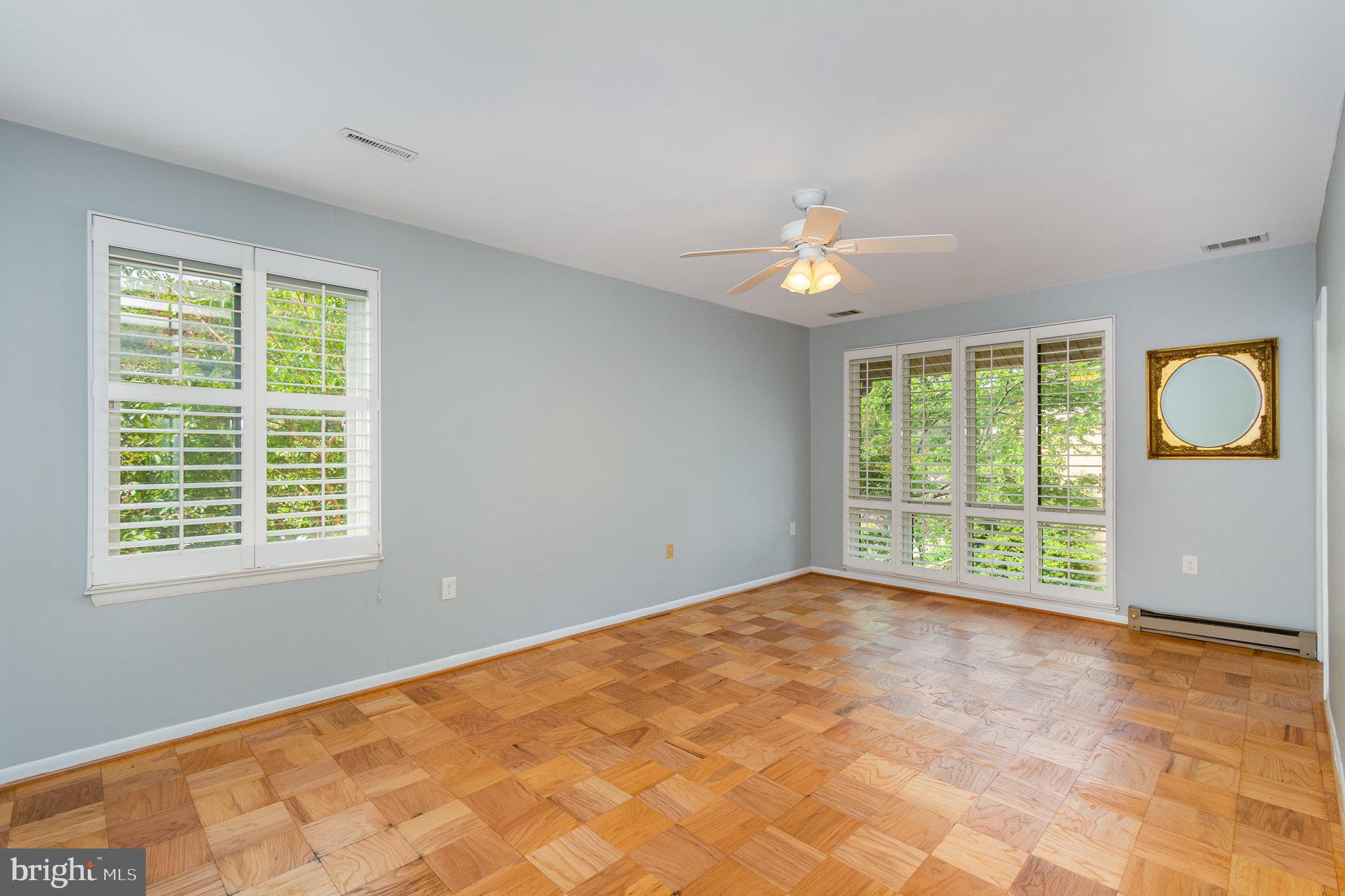 ROLAND PARK - Residential